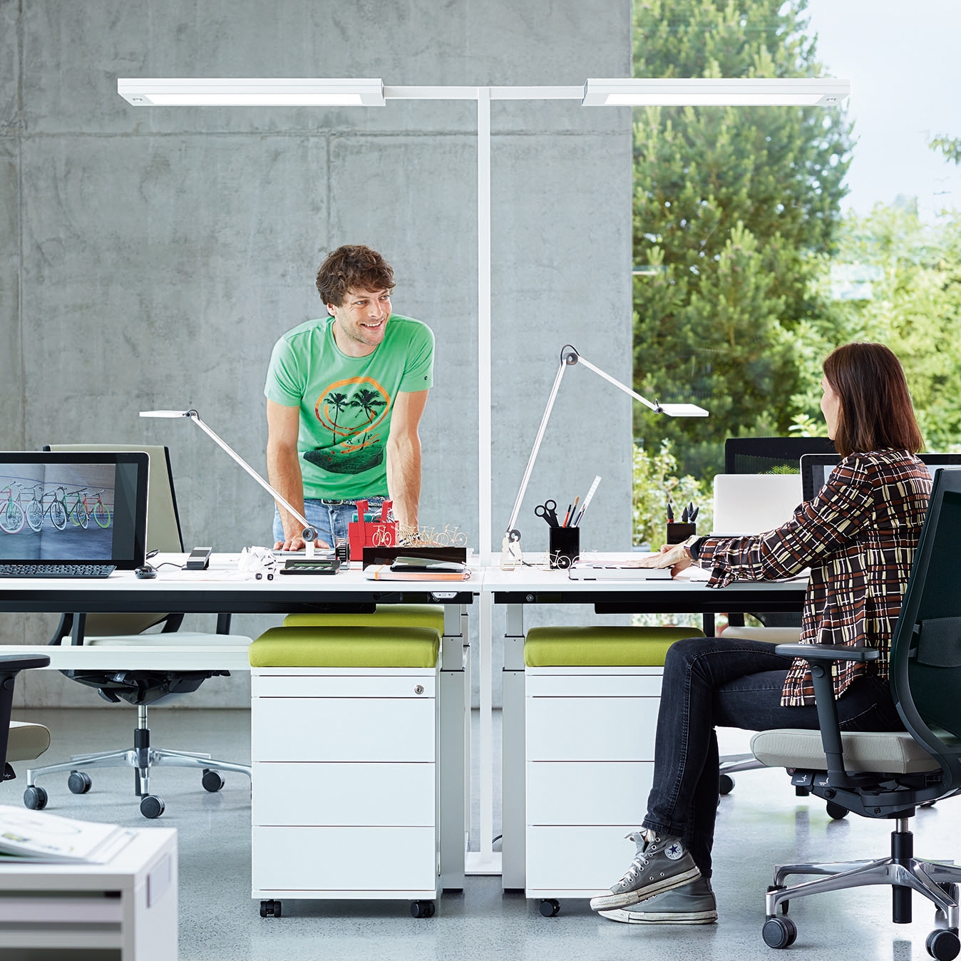 Display product LAVIGO TWIN­-T Free-Standing Luminaire from manufacturer Waldmann