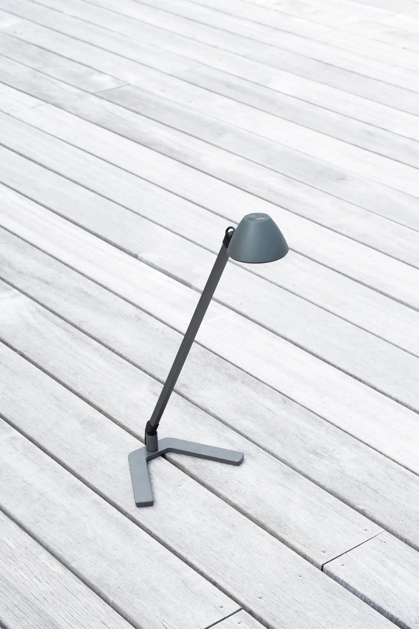 Waldmann - LUCIO Task Luminaire