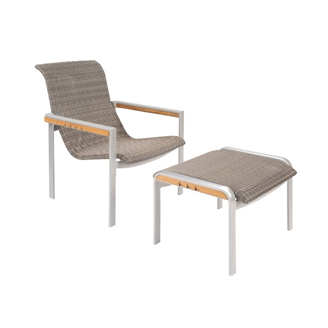 Mostra il prodotto Naples Club Chair + Ottoman del produttore Kingsley Bate