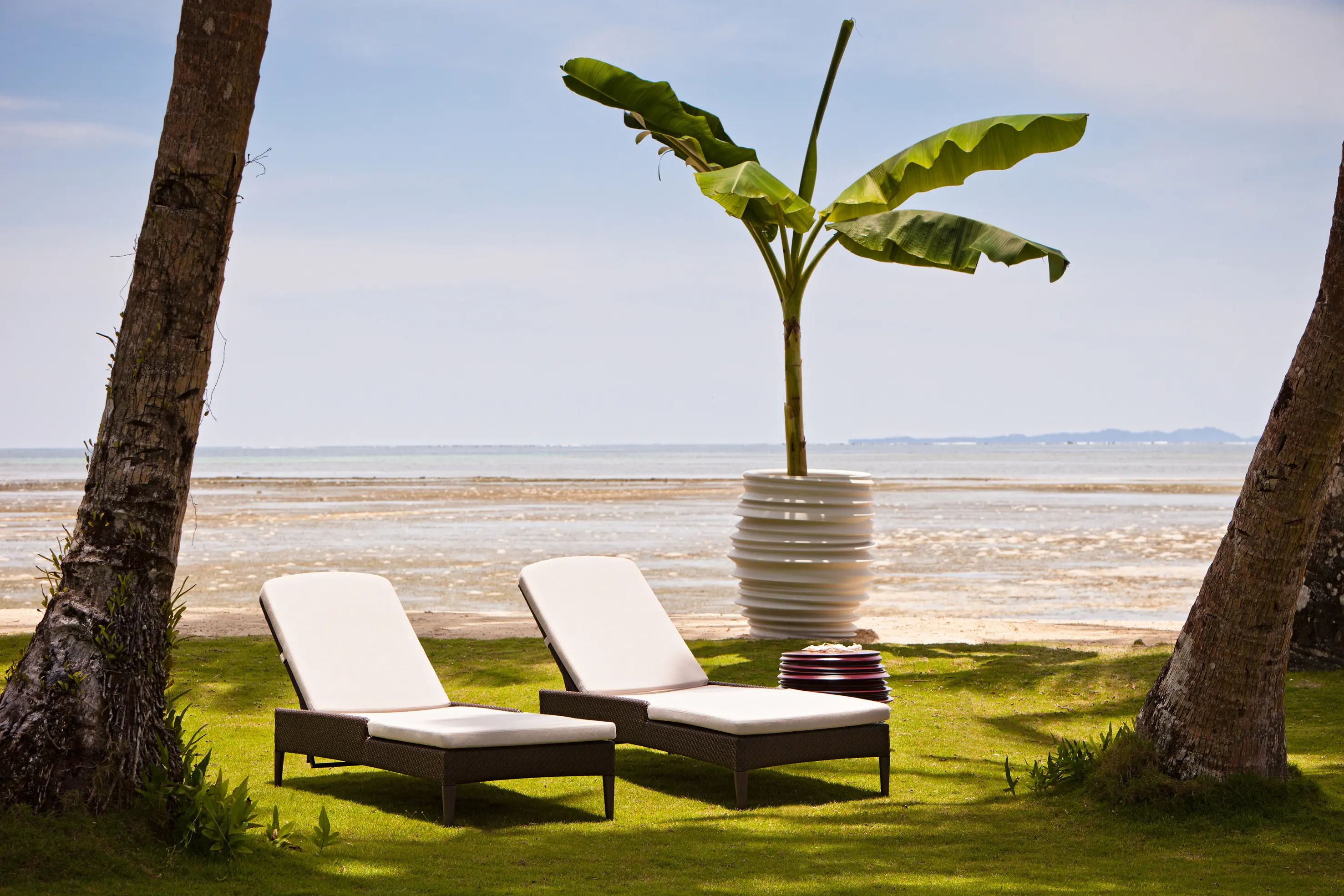 DEDON - BABYLON Side table