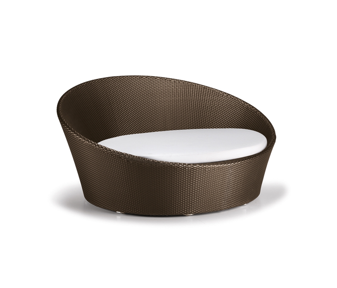 Display product Orbit Loveseat from manufacturer DEDON