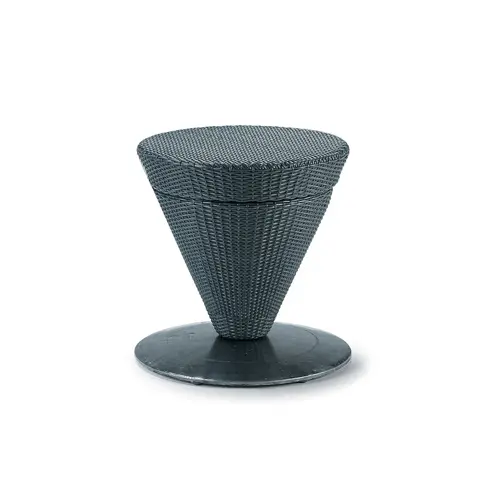 DEDON - Obelisk Table