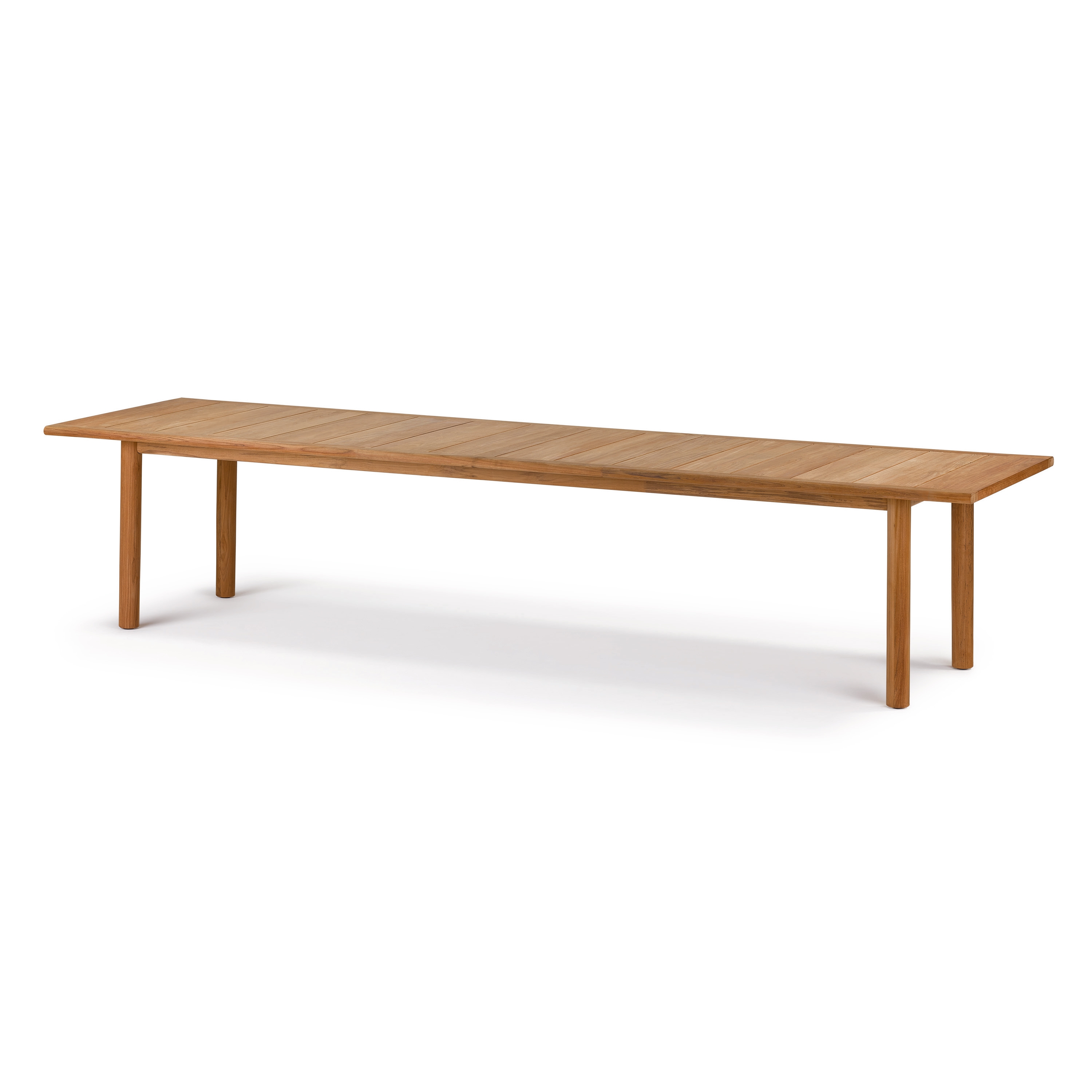 Display product TIBBO Dining table from manufacturer DEDON