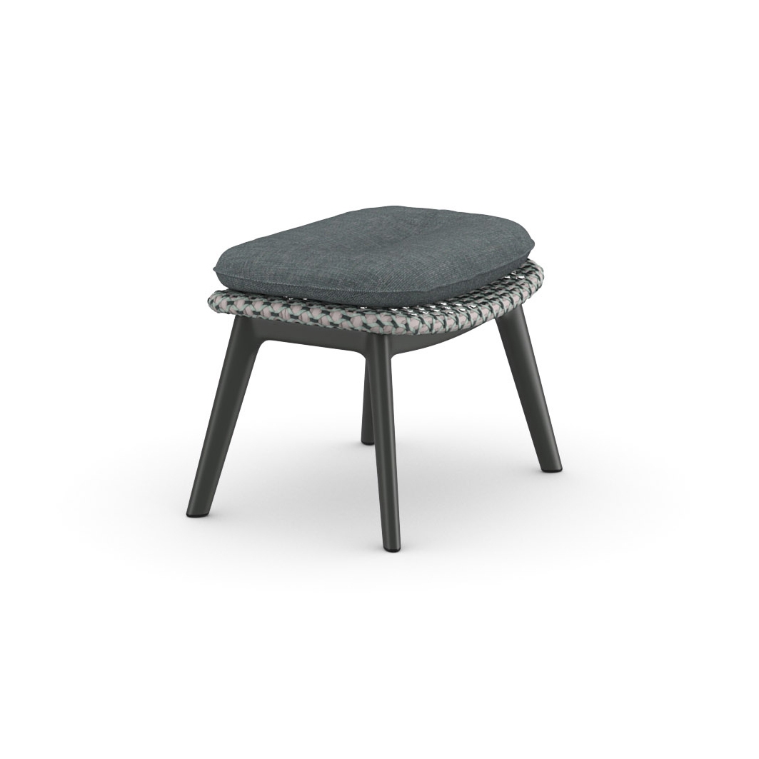 Afficher le produit MBRACE Footstool du fabricant DEDON