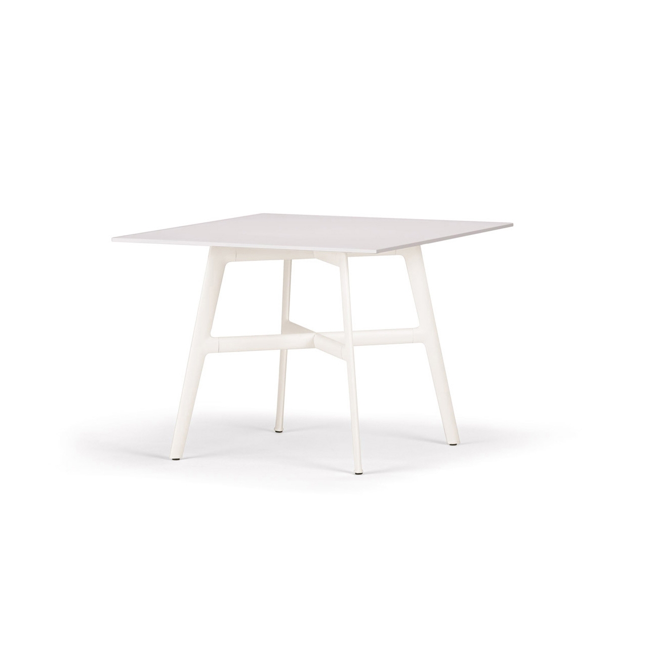 SEAX Dining Table