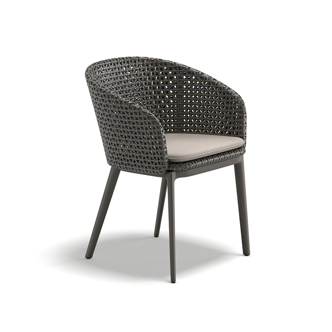 Display product MBRACE Alu Armchair from manufacturer DEDON