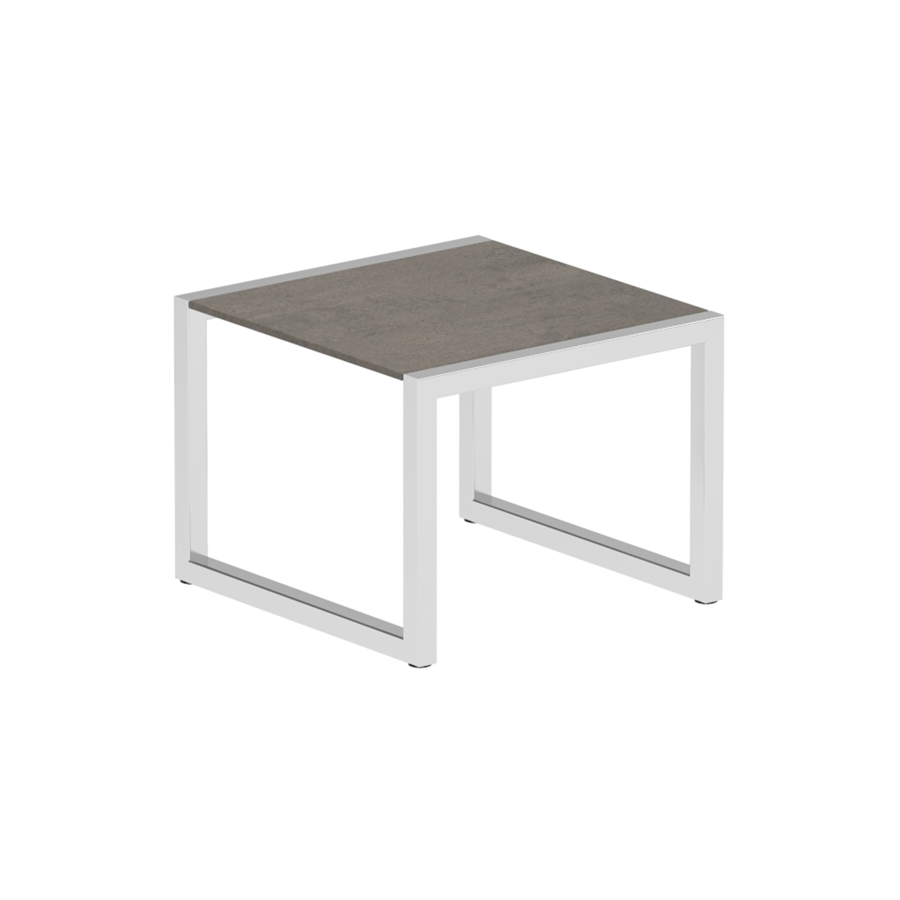 Vertoon produk Ninix side table 52x50cm van vervaardiger Royal Botania