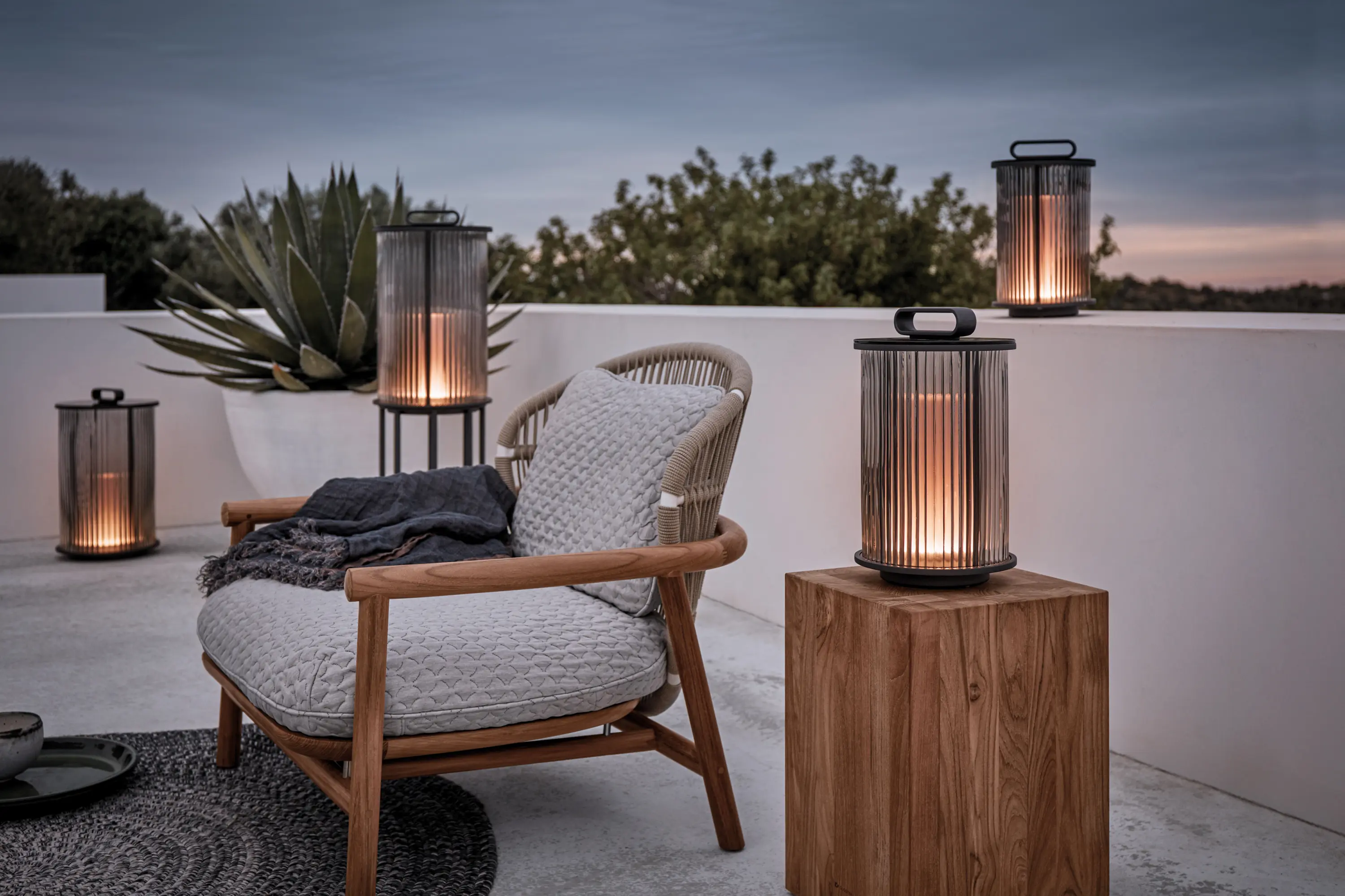 Gloster Furniture GmbH - Fern High Back Daybed