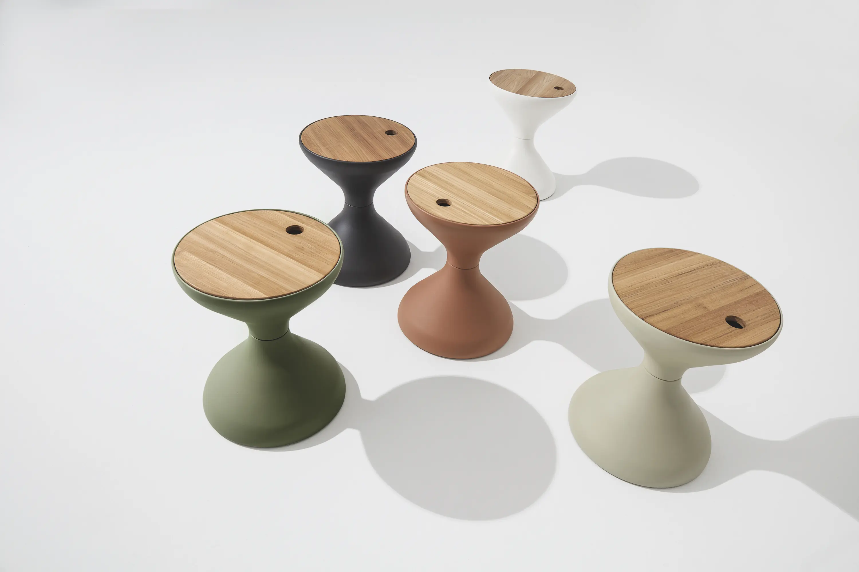 Gloster Furniture GmbH - Bells Side Table