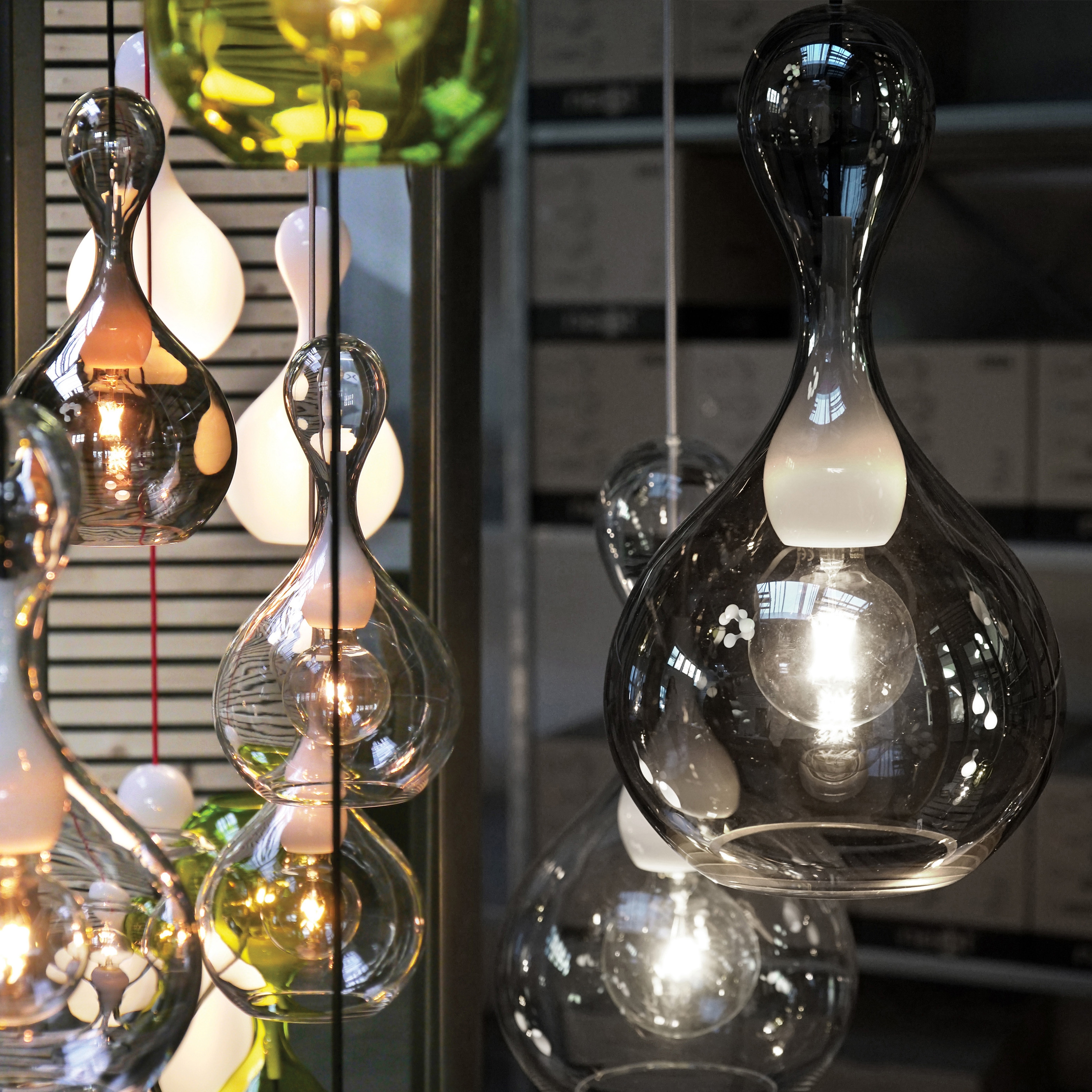 PENDANT LIGHTS