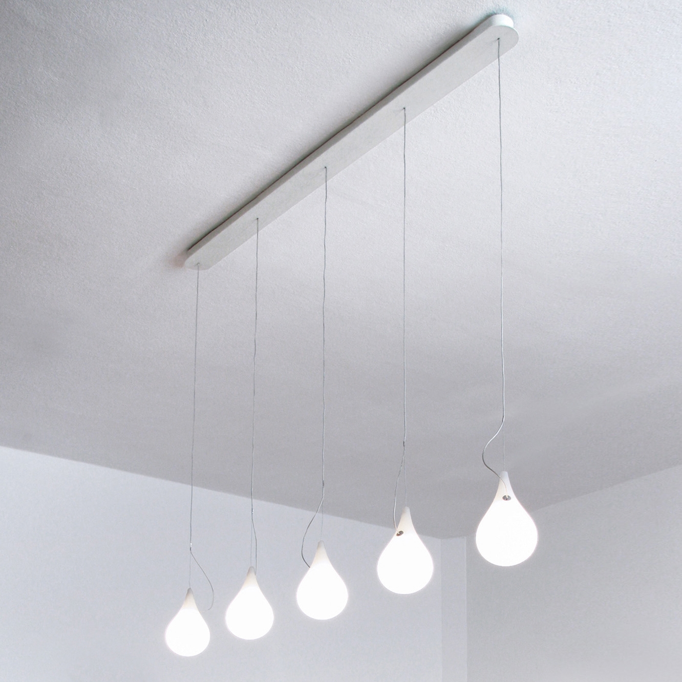 Mostrar el producto Liquid Light DROP_2 xs 5 long del fabricante next