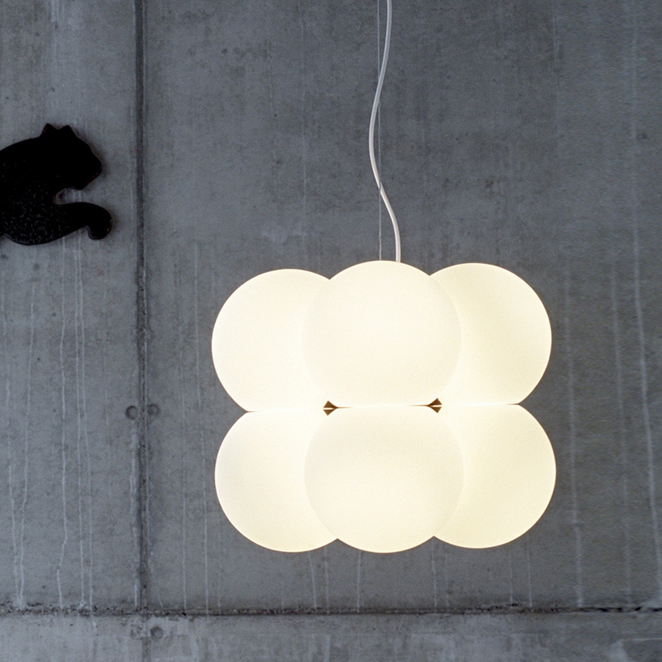 Mostrar el producto Molecular Light ML_8 pendant light del fabricante next