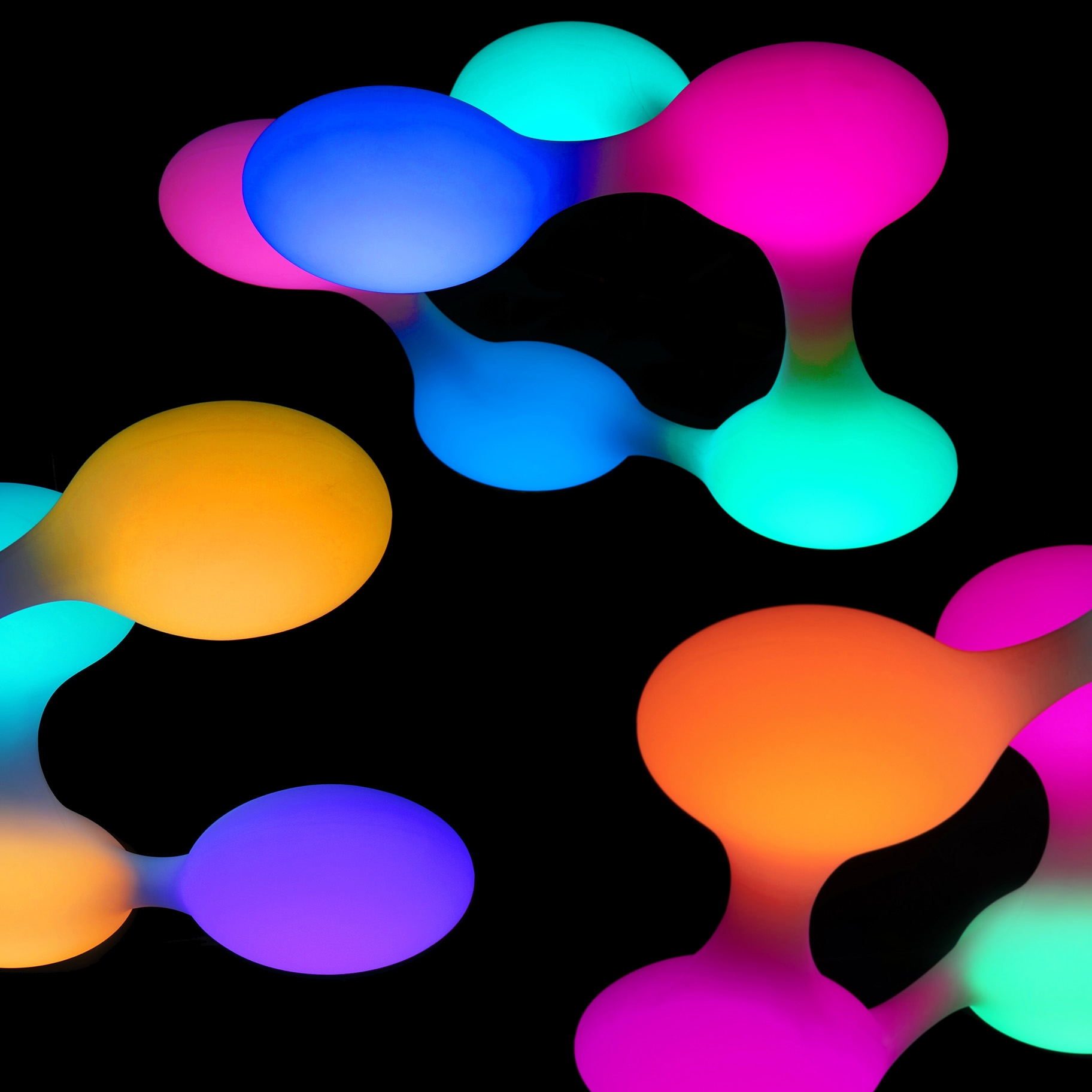 Mostrar el producto Cosmo LED RGBW del fabricante next