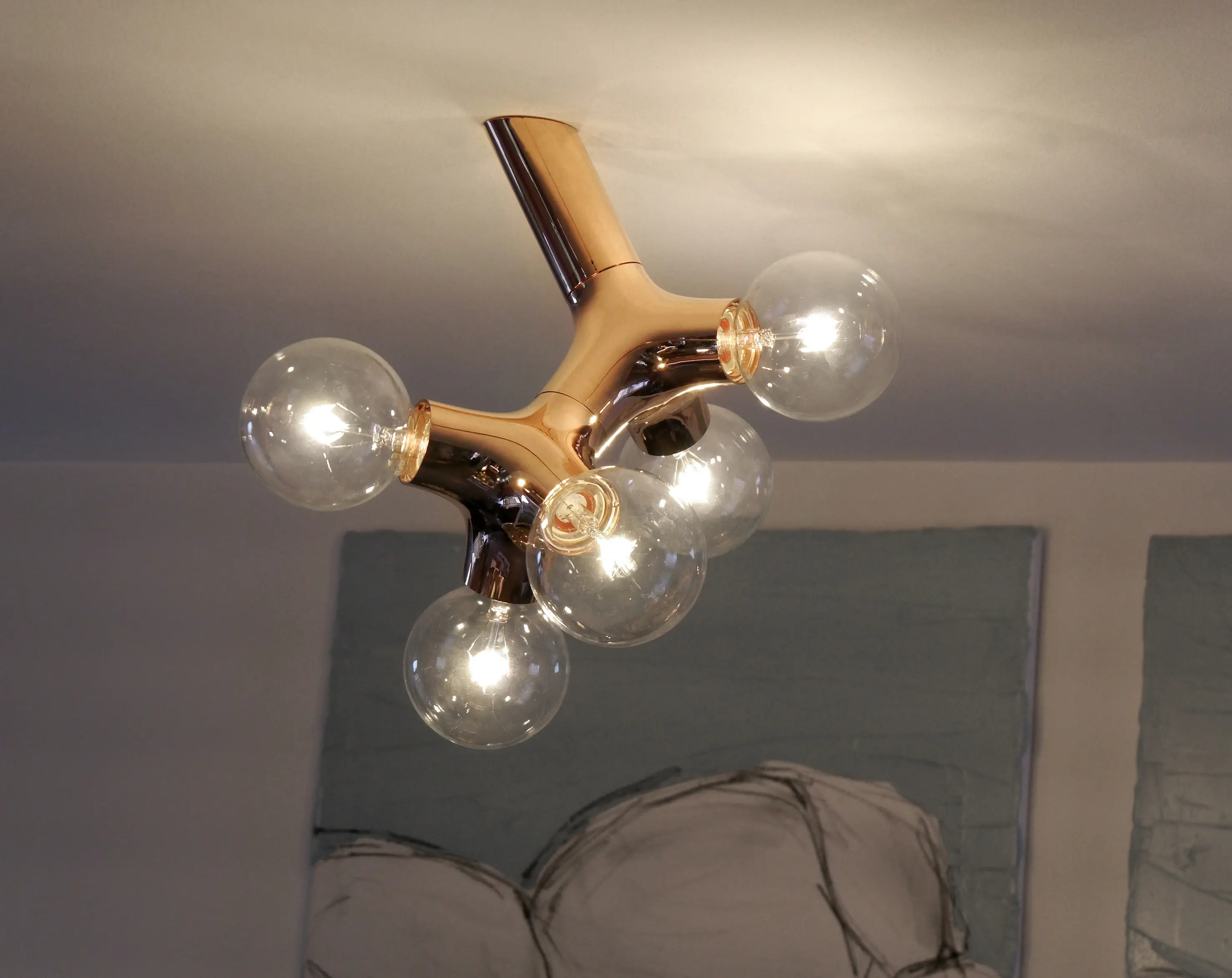 next - DNA wall / ceiling double