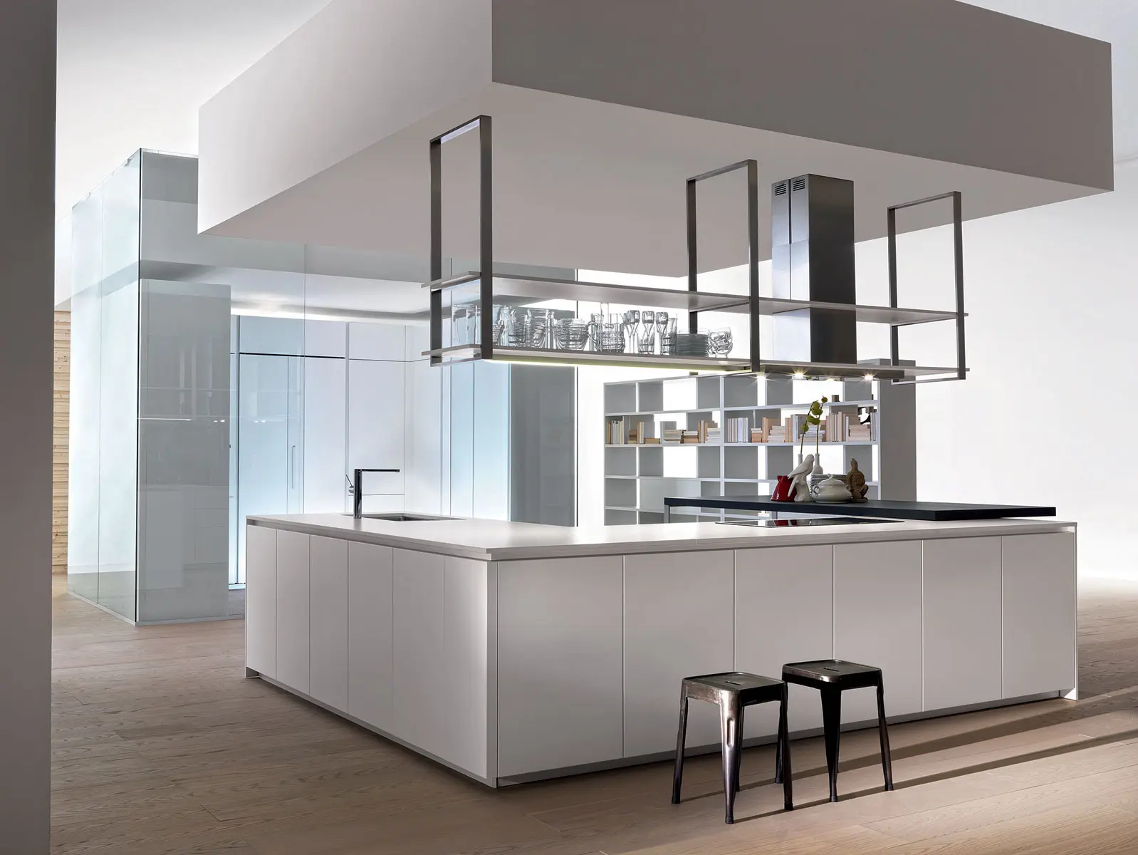 Dada - Hi-Line 6 (b)