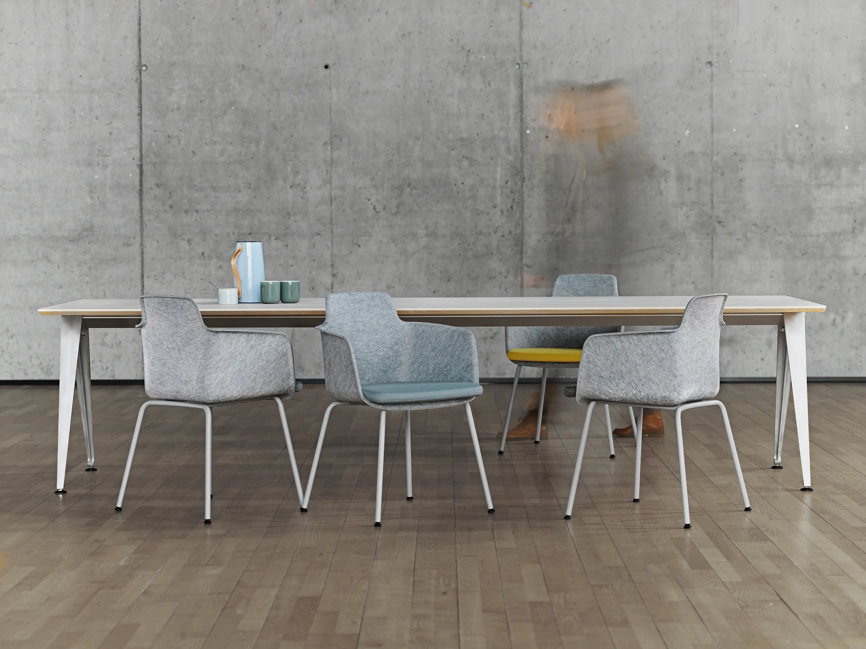 Randers+Radius - Tono Wood - inner back upholstered