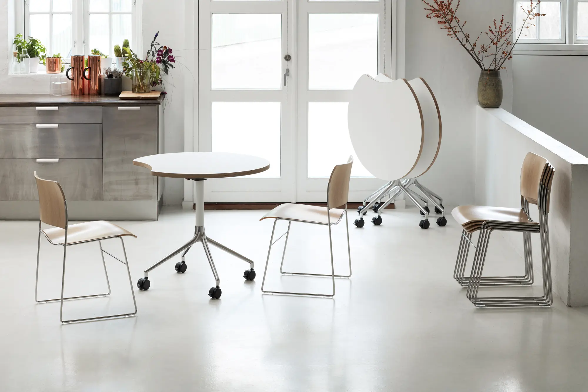 HOWE - 40/4 WRITING TABLET