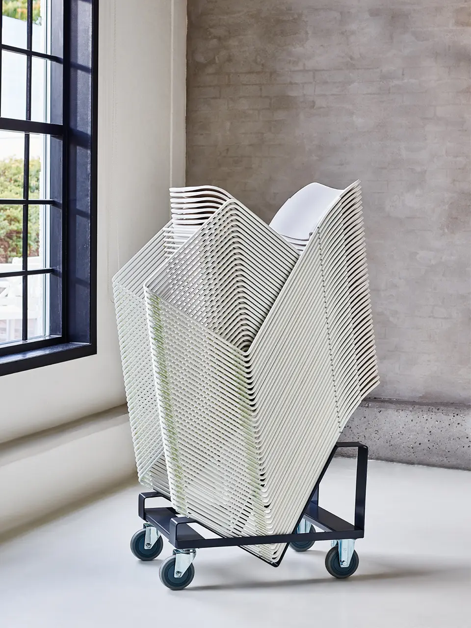 HOWE - 40/4 CHAIR