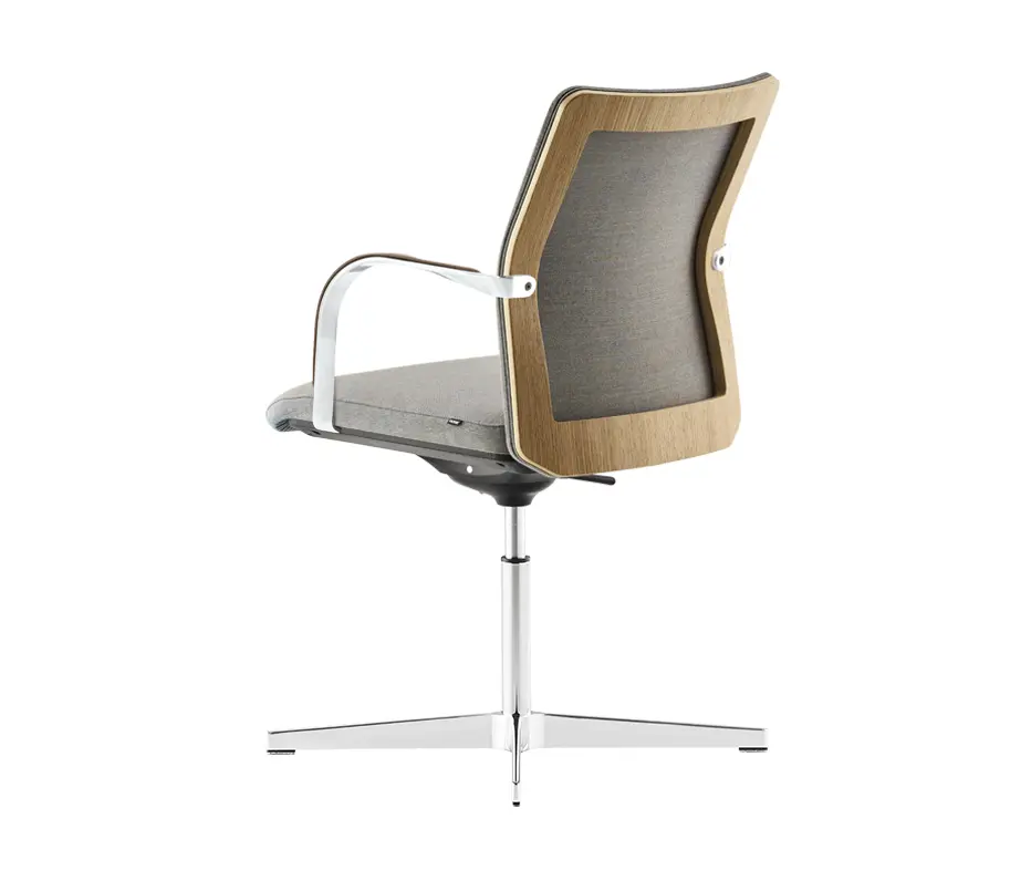 HOWE - MN1 X-BASE ARMCHAIR