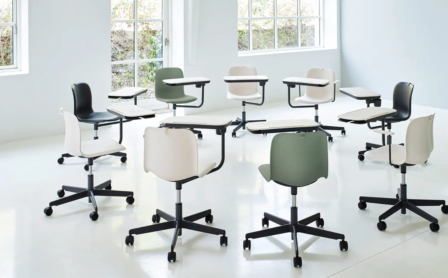 HOWE - SixE LEARN SIDE CHAIR