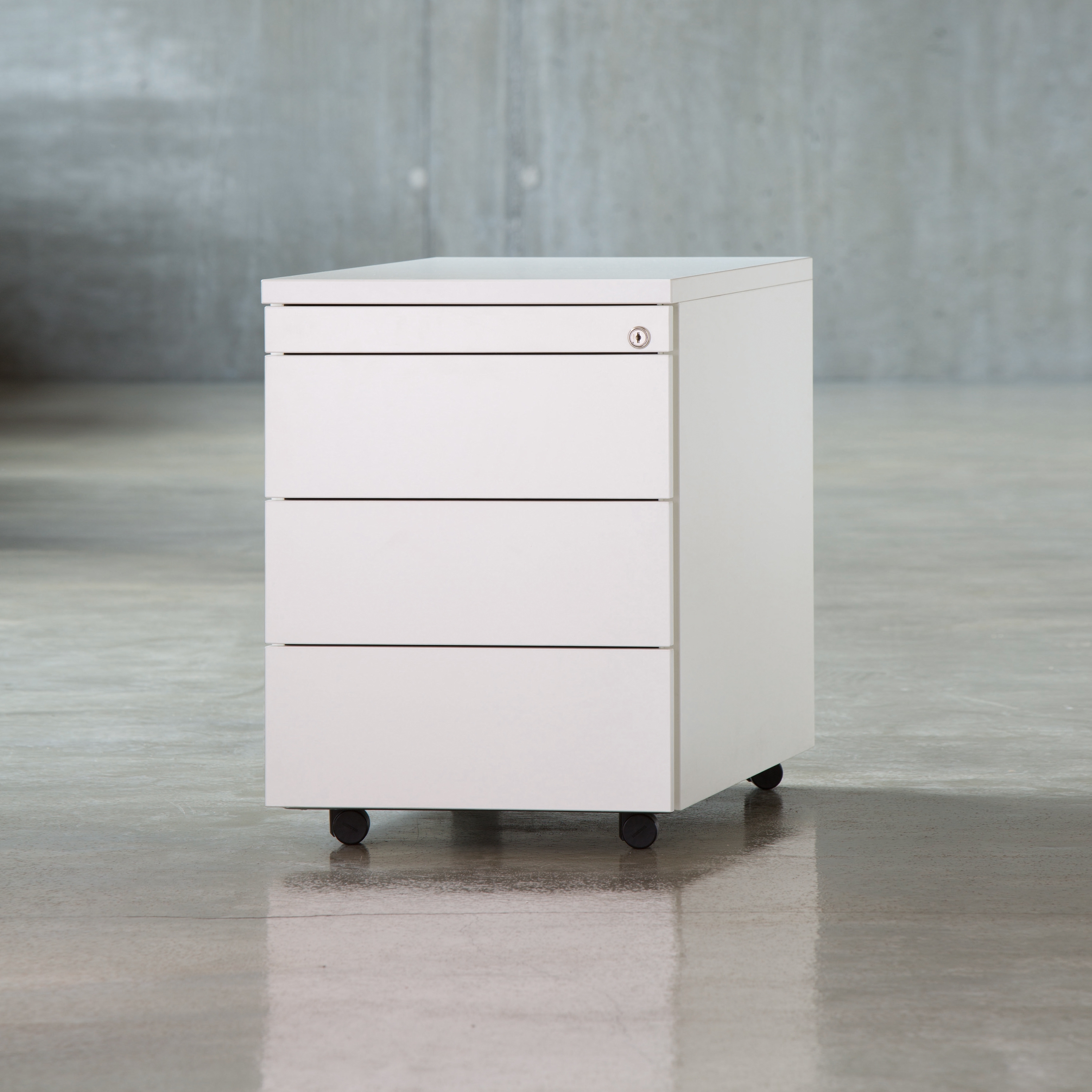 Display product PEDESTAL from manufacturer König+Neurath