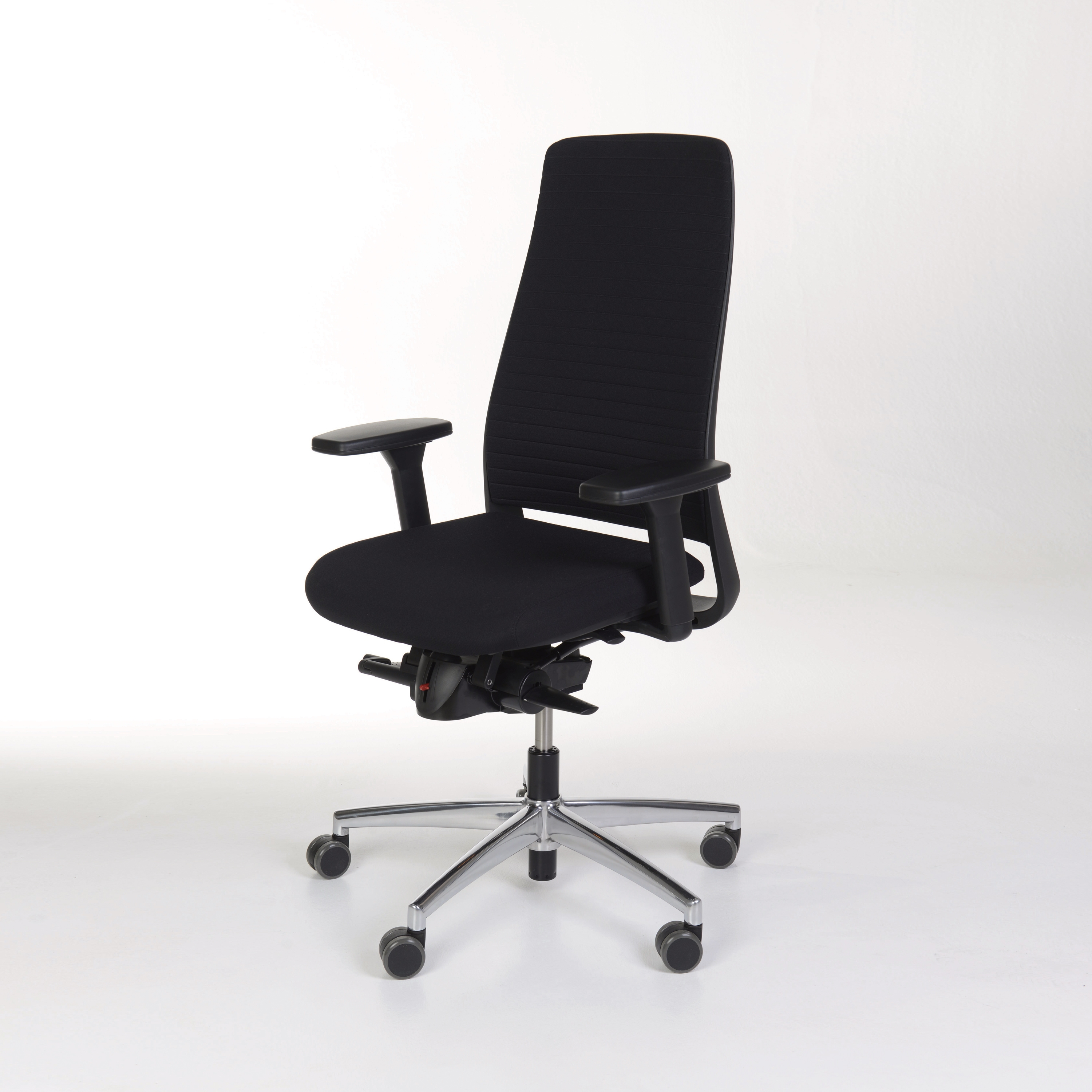 Display product TENSA.NEXT Swivel chair from manufacturer König+Neurath