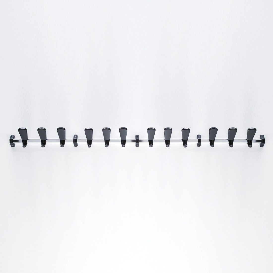 Display product Swing from manufacturer Caimi Brevetti