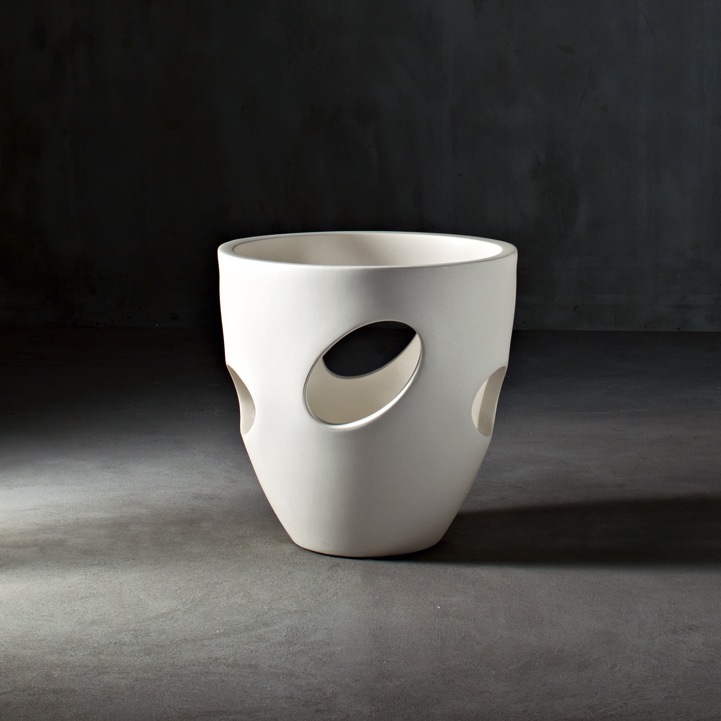 Mostra il prodotto Holepot del produttore Serralunga