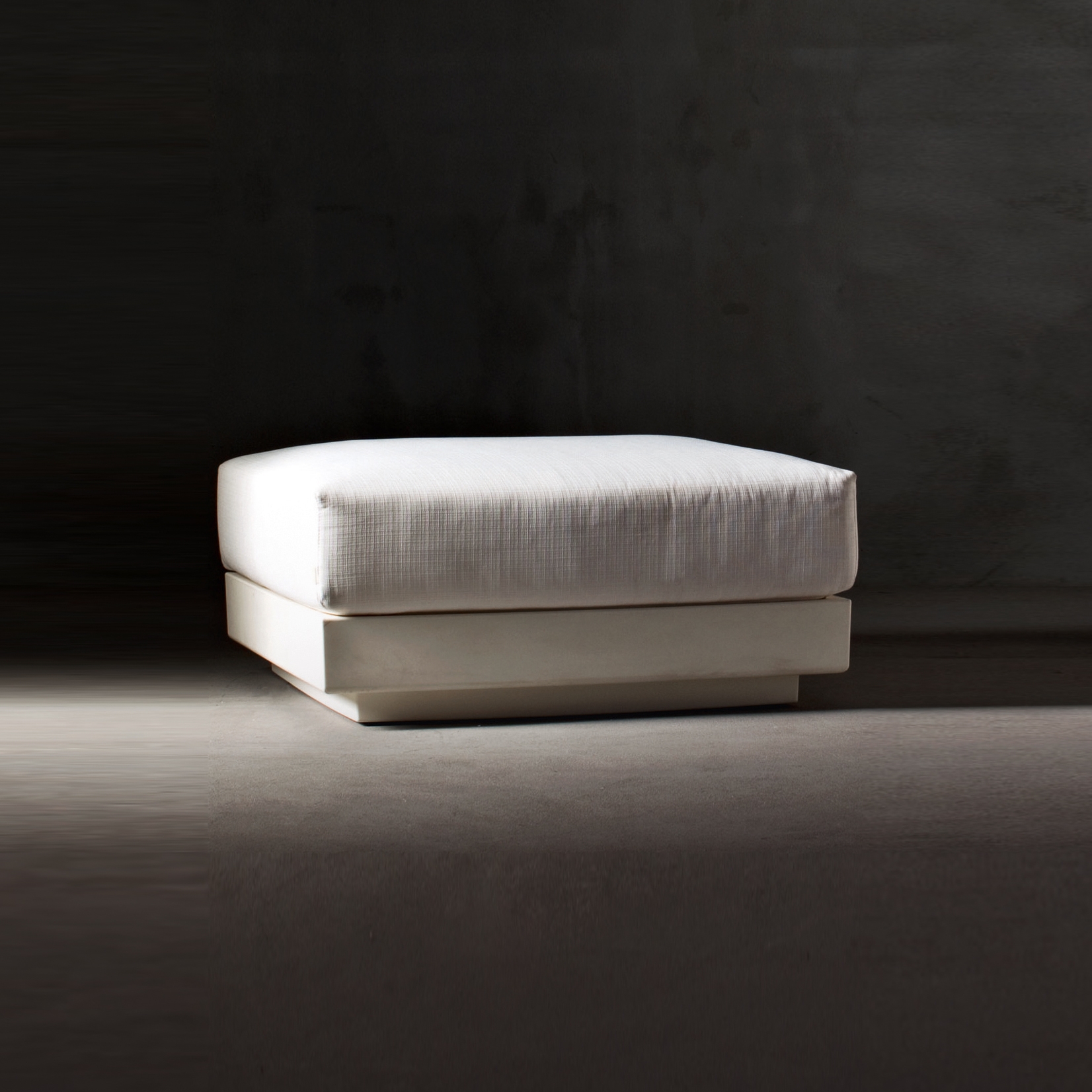 Display product Divano One Collection from manufacturer Serralunga