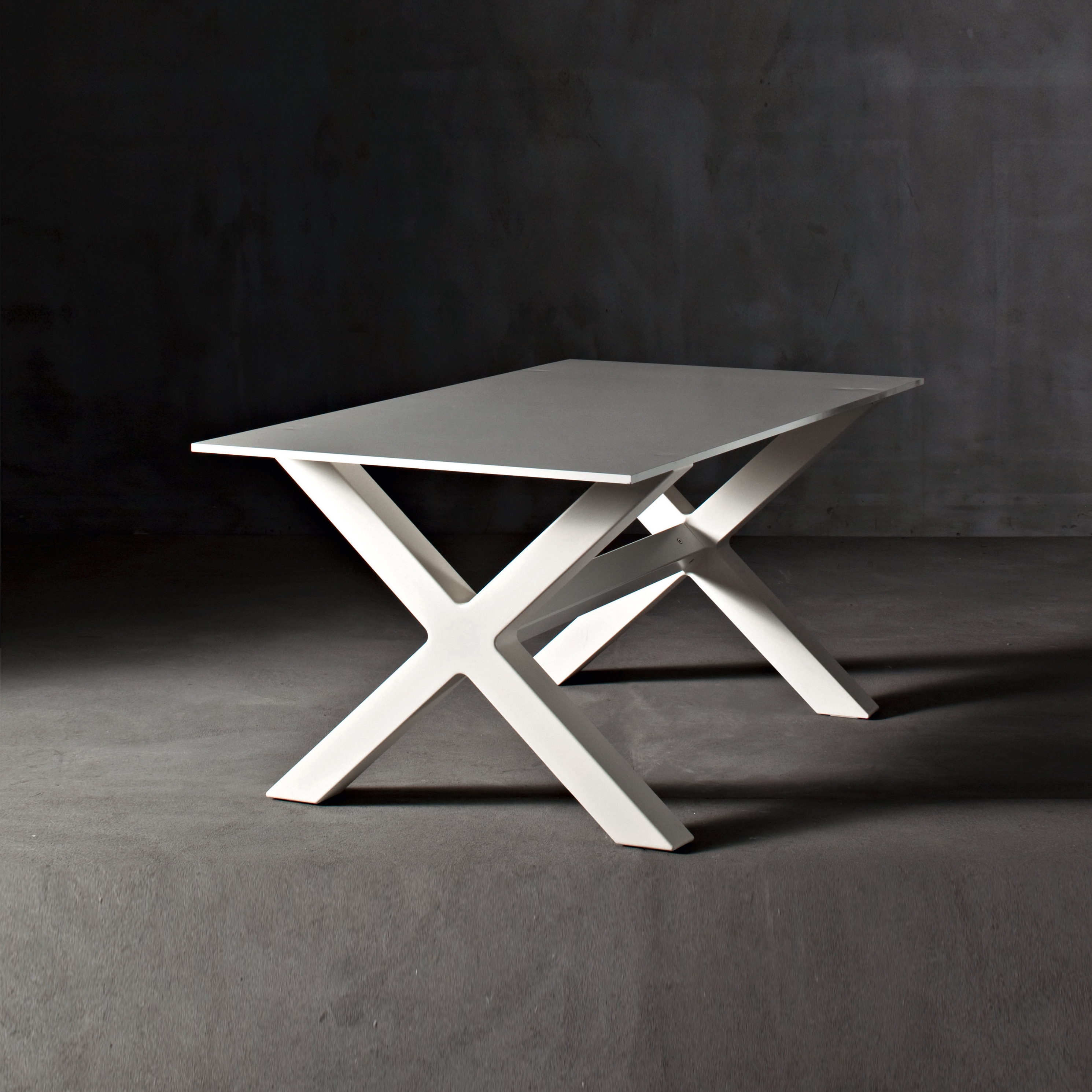 Display product Banquété from manufacturer Serralunga