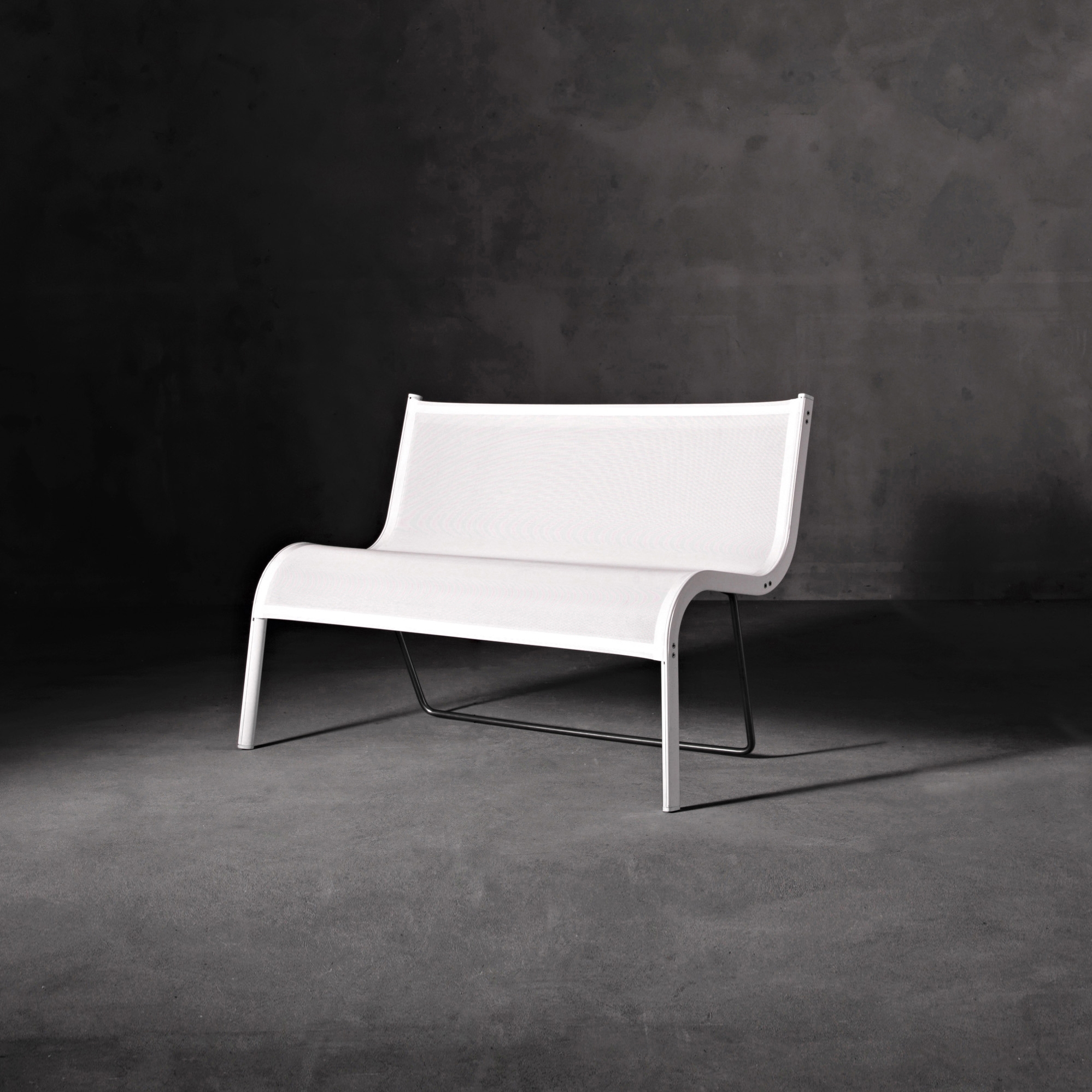 Display product Lazy Panchina from manufacturer Serralunga