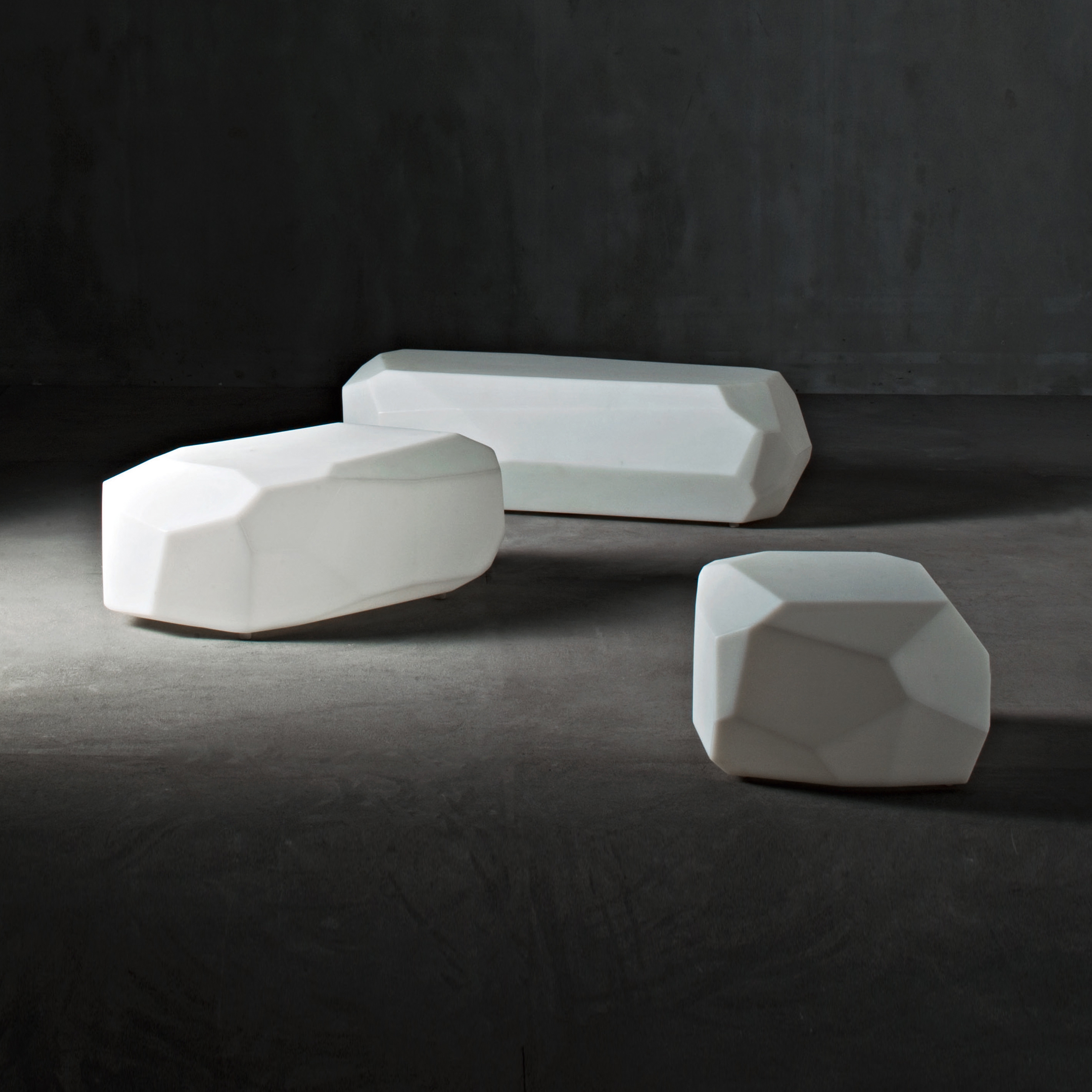 Display product Meteor from manufacturer Serralunga