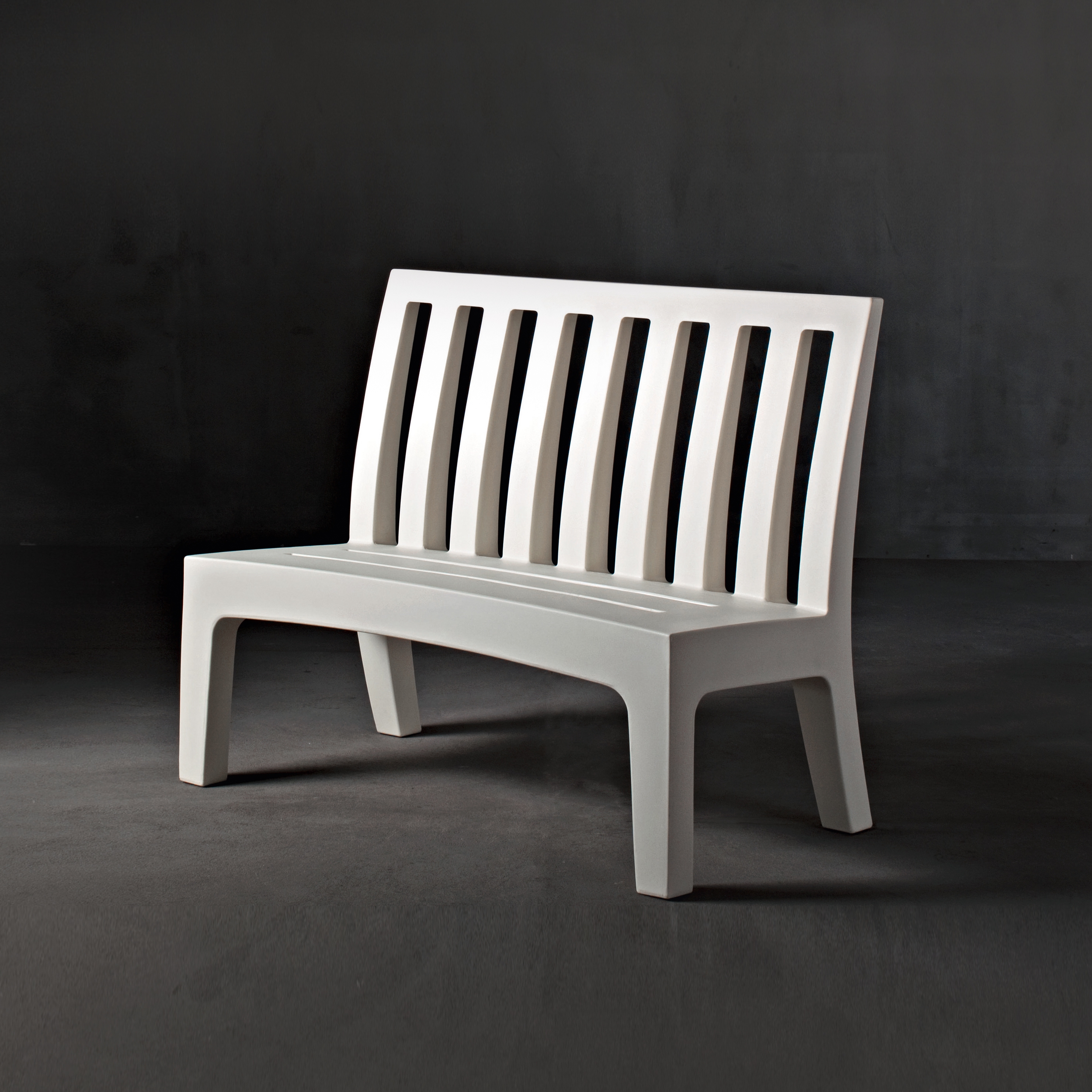 Display product Romeo from manufacturer Serralunga