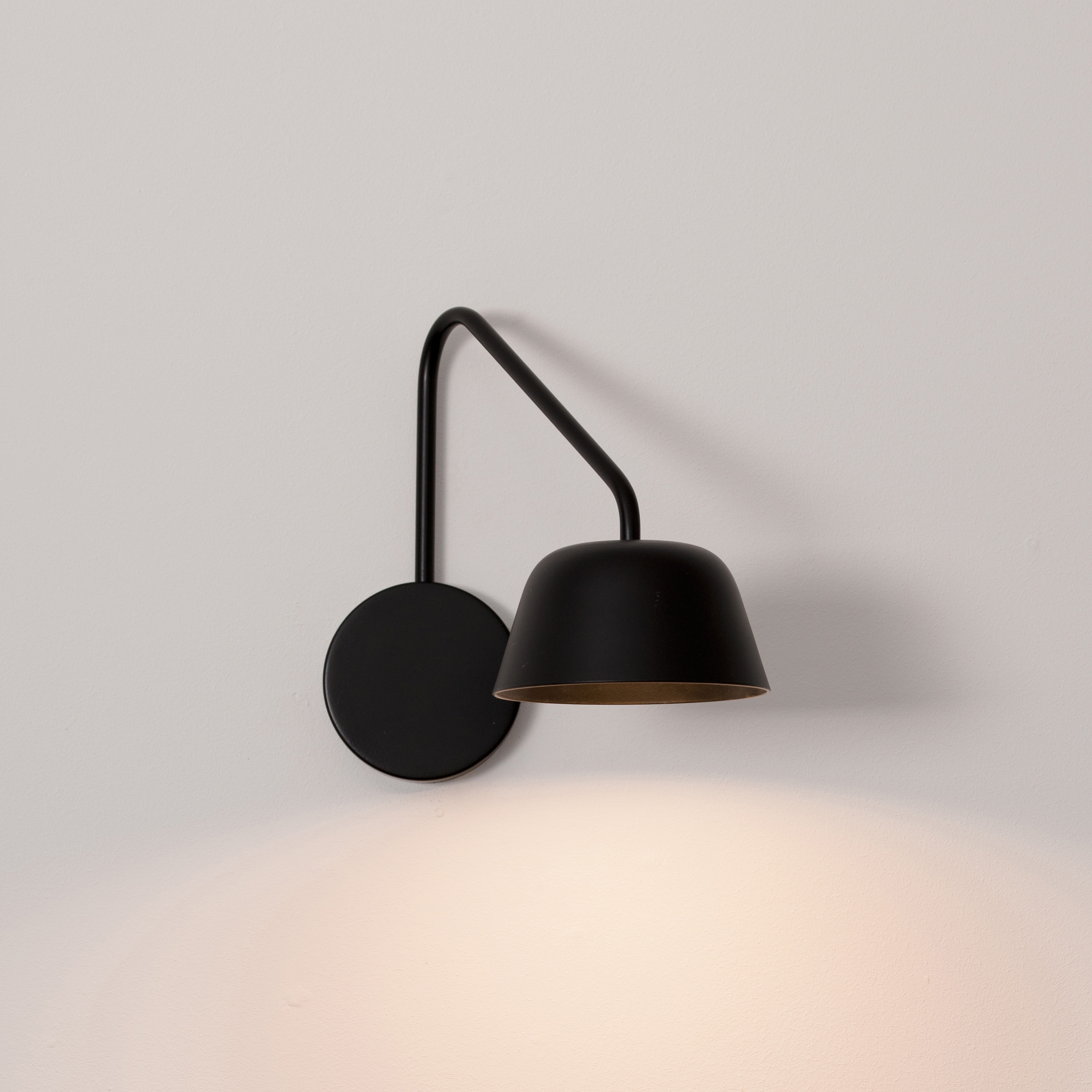 Display product TULIP W from manufacturer filumen