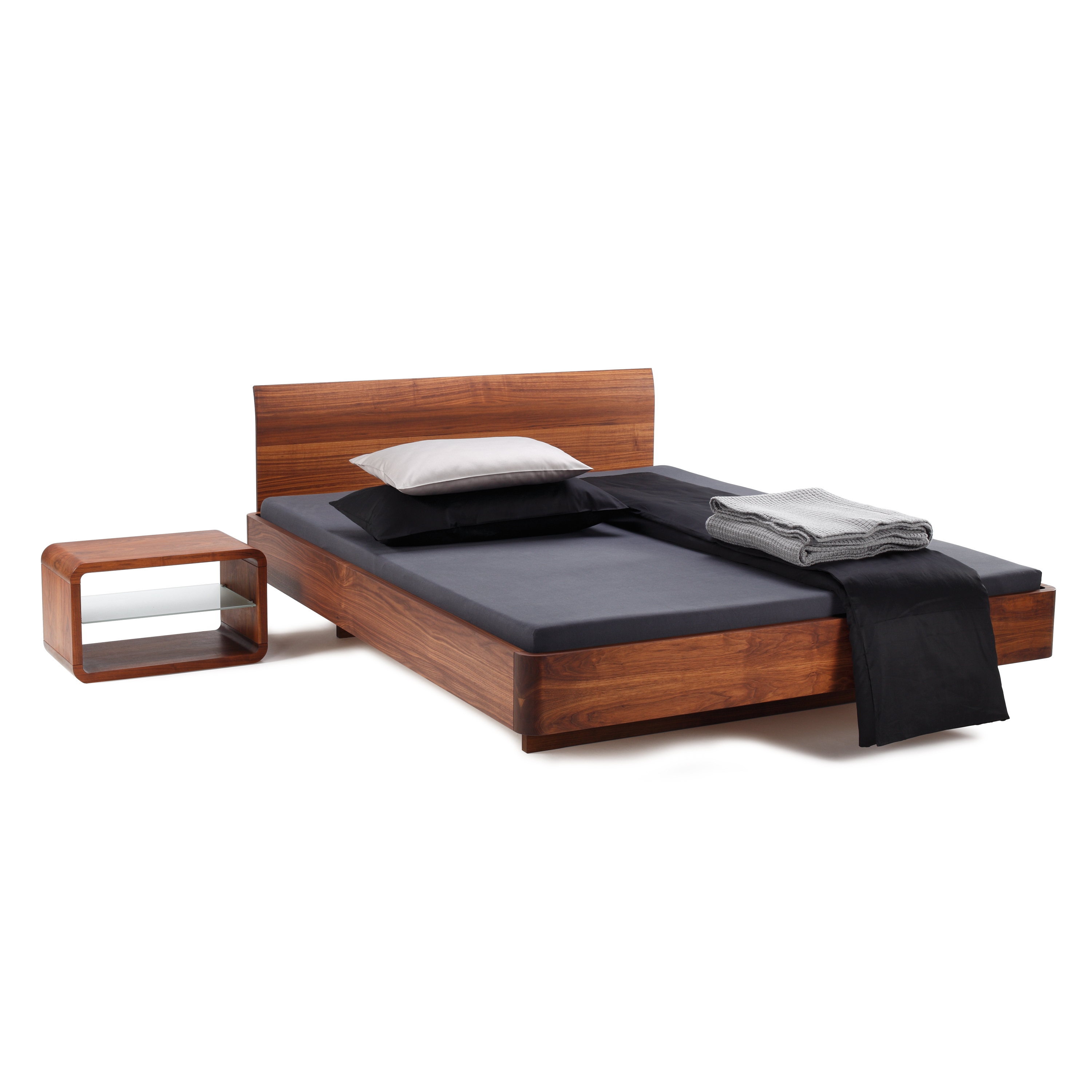 Display product COM:CI bed from manufacturer Holzmanufaktur