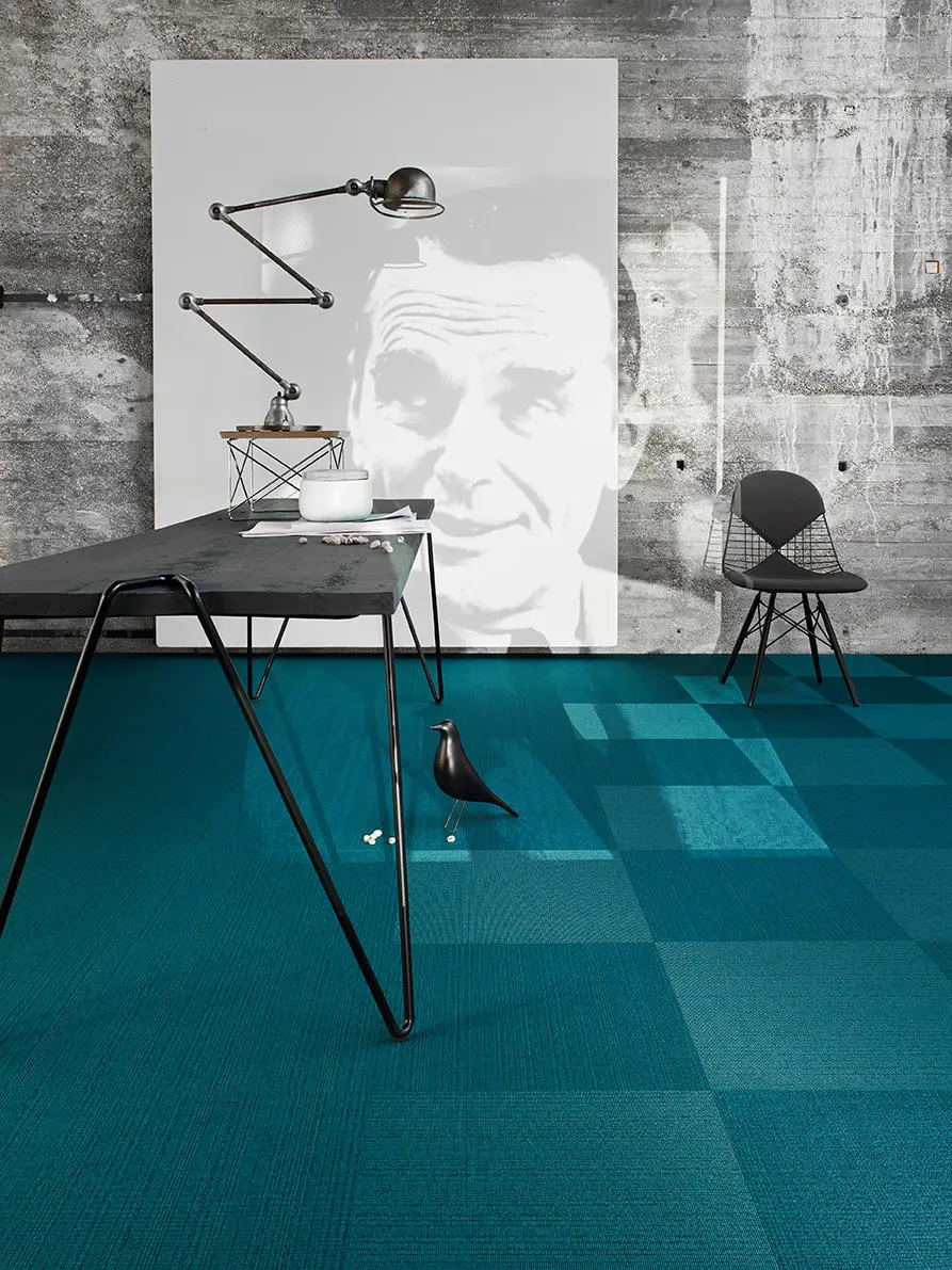 OBJECT CARPET - Web Code 0442 Smoke