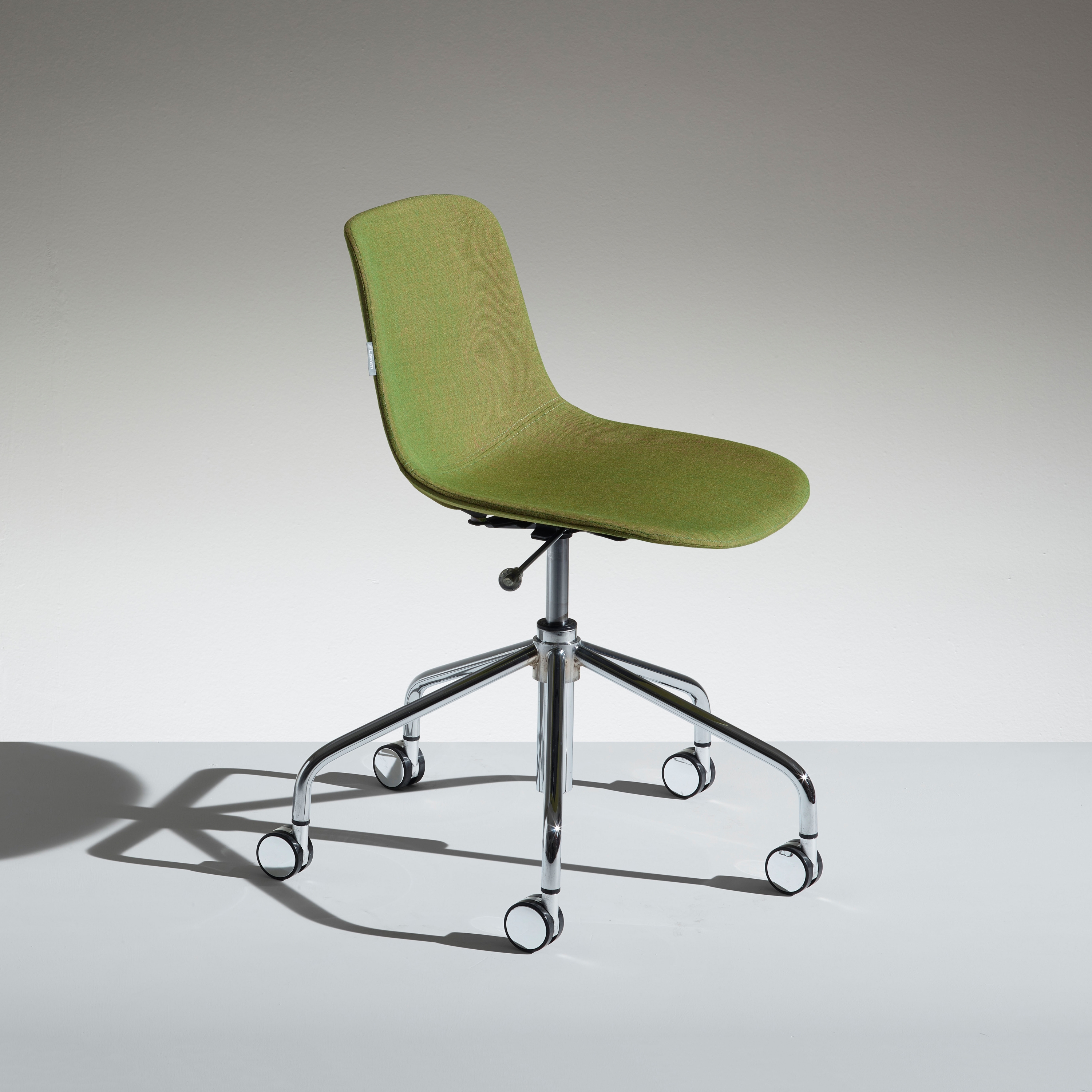 Display product Lucky Swivel Chair from manufacturer Lamm
