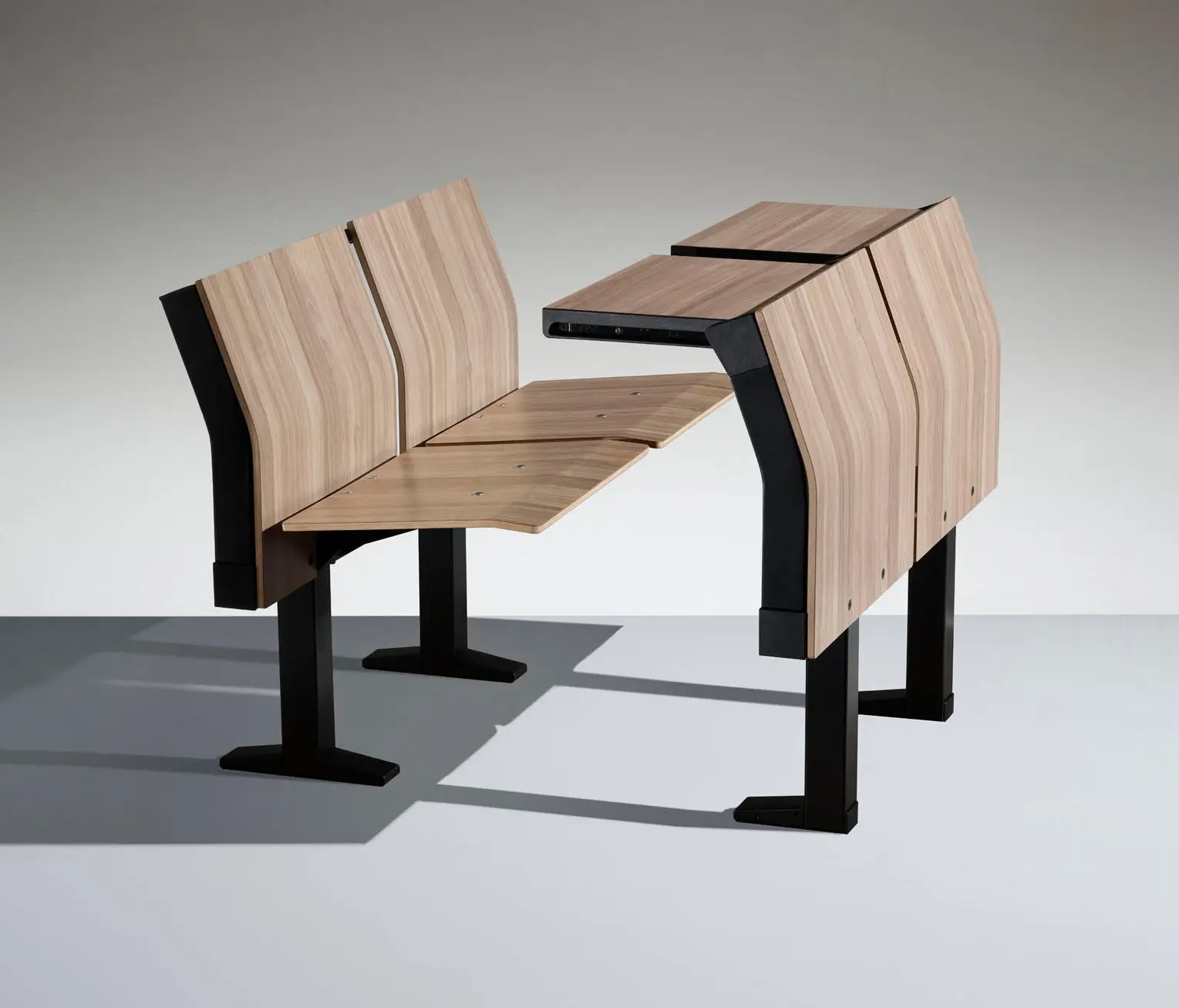 Lamm - E4000 Tip-Up Writing Table