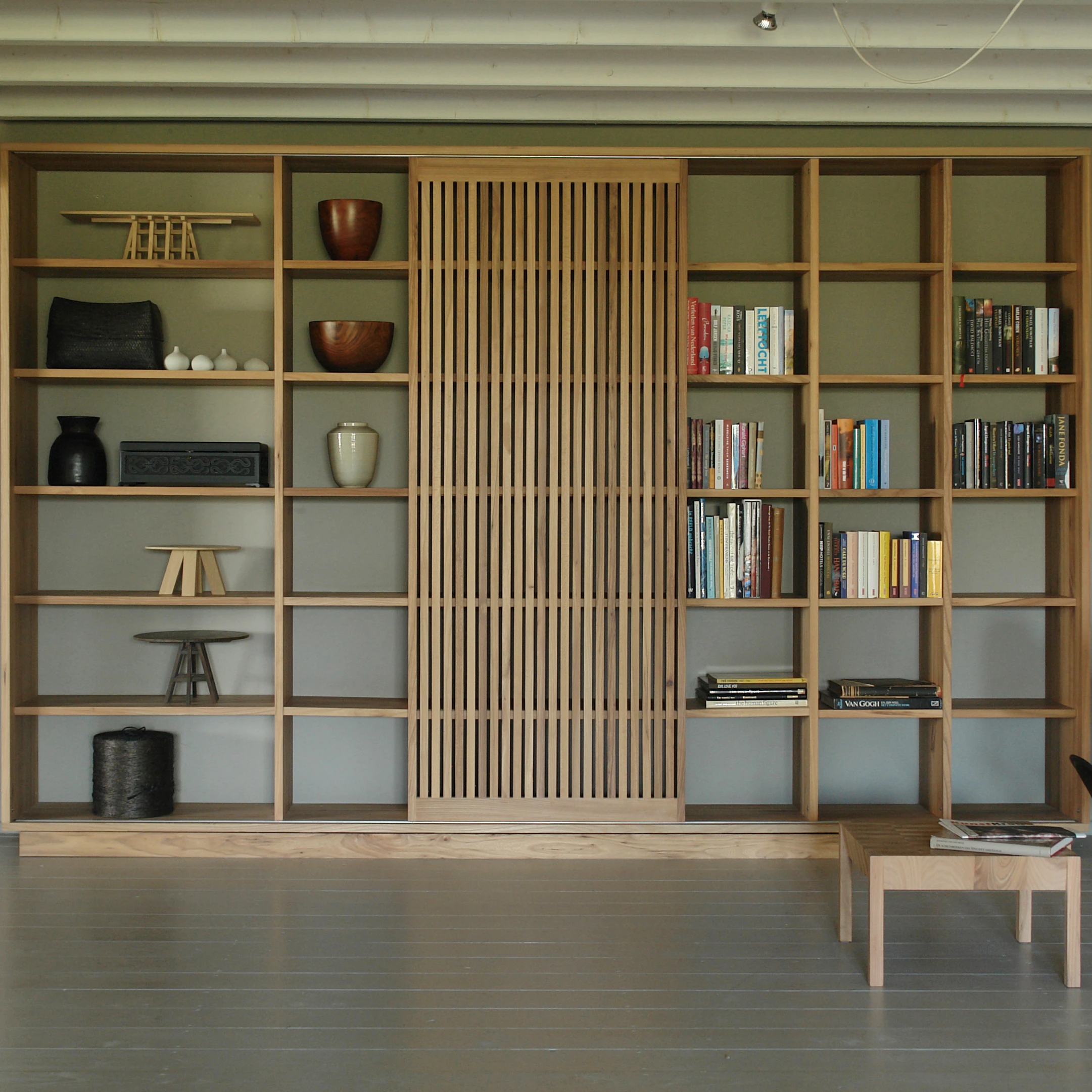 SIDEBOARDS & SCHRÄNKE