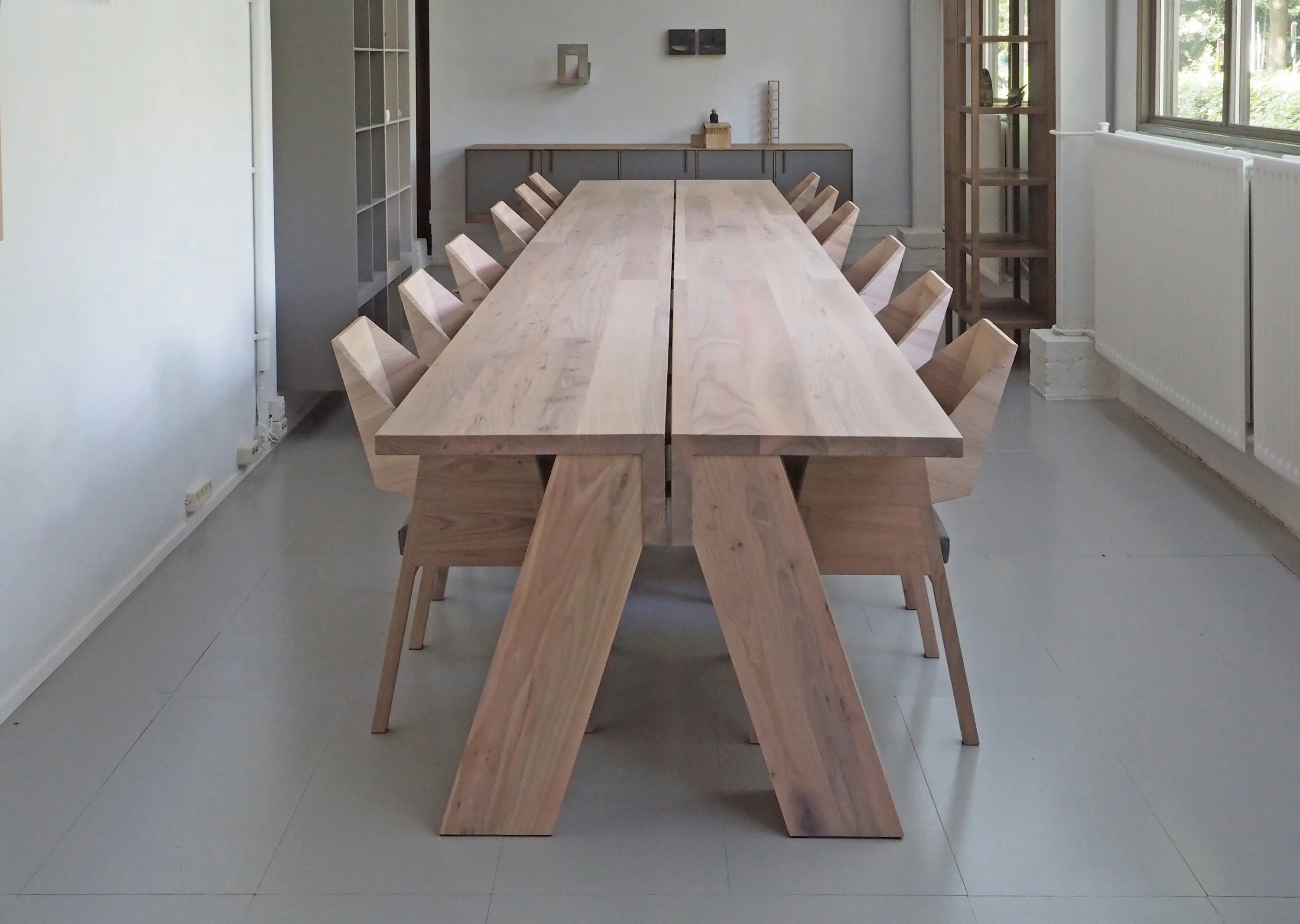 Pilat & Pilat - Jonas table