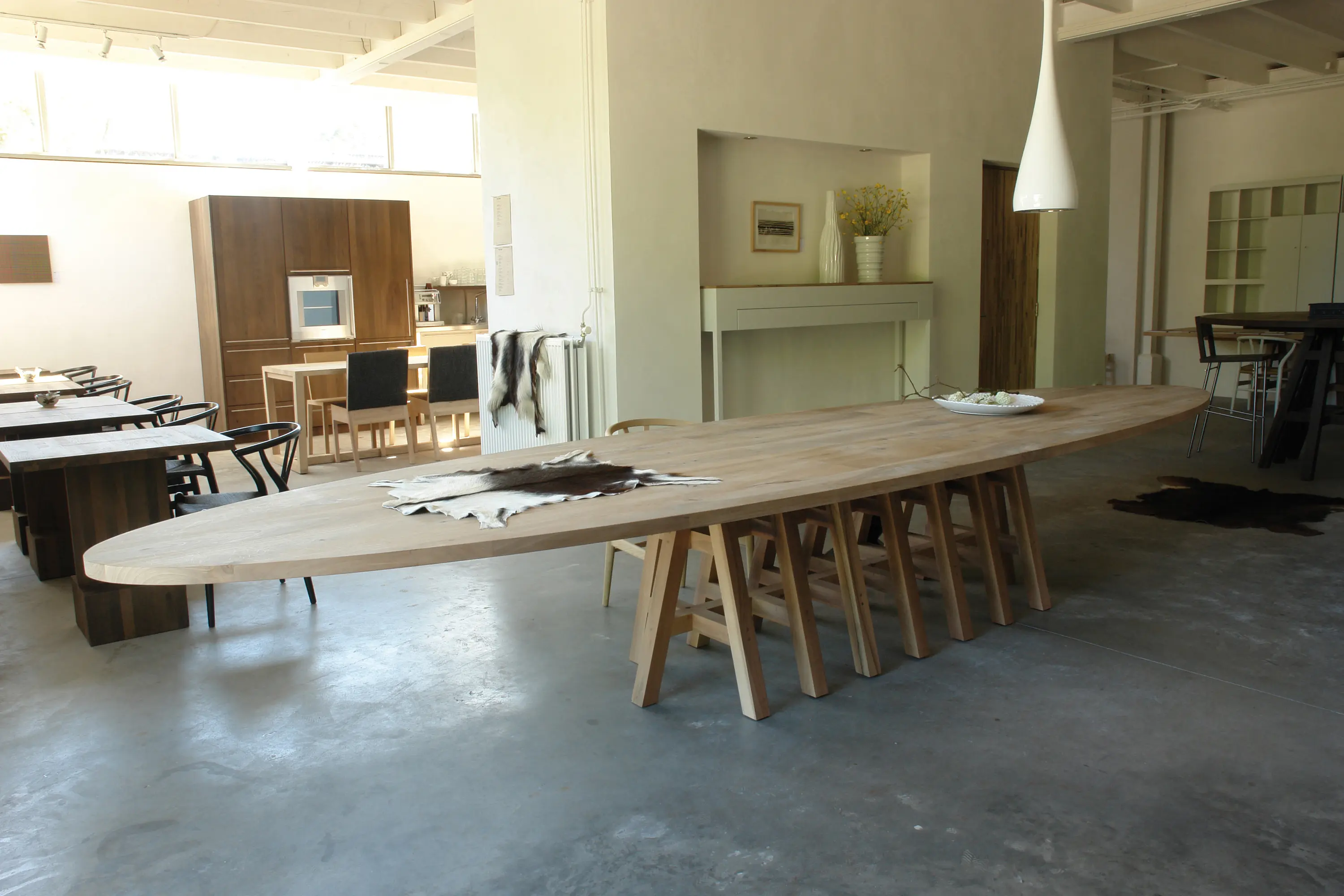 Pilat & Pilat - Pake Sytse table