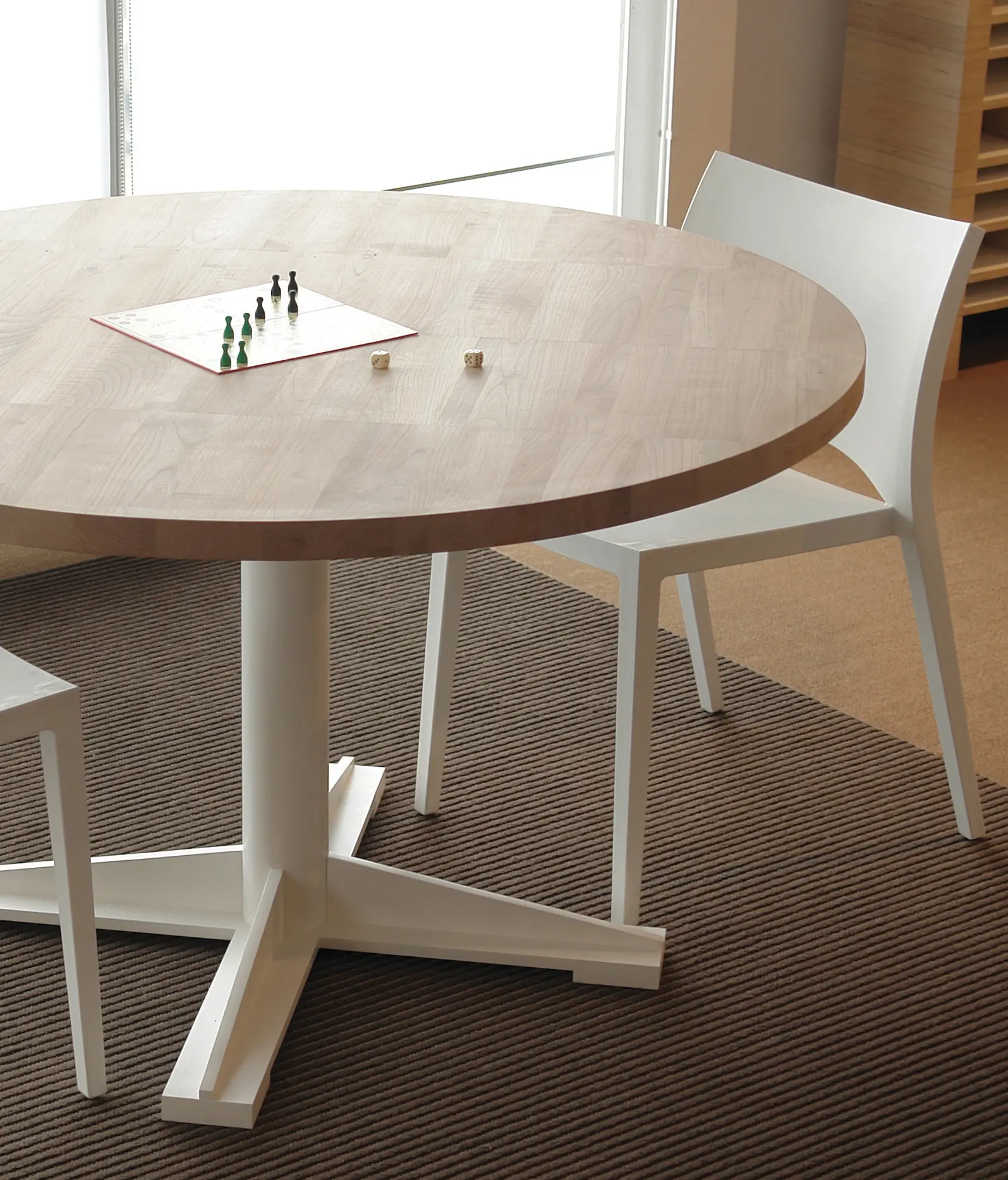Pilat & Pilat - Dirk Jisk table