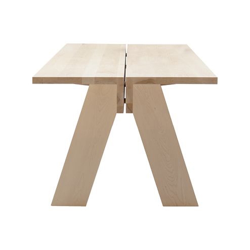Afficher le produit Jonas table du fabricant Pilat & Pilat