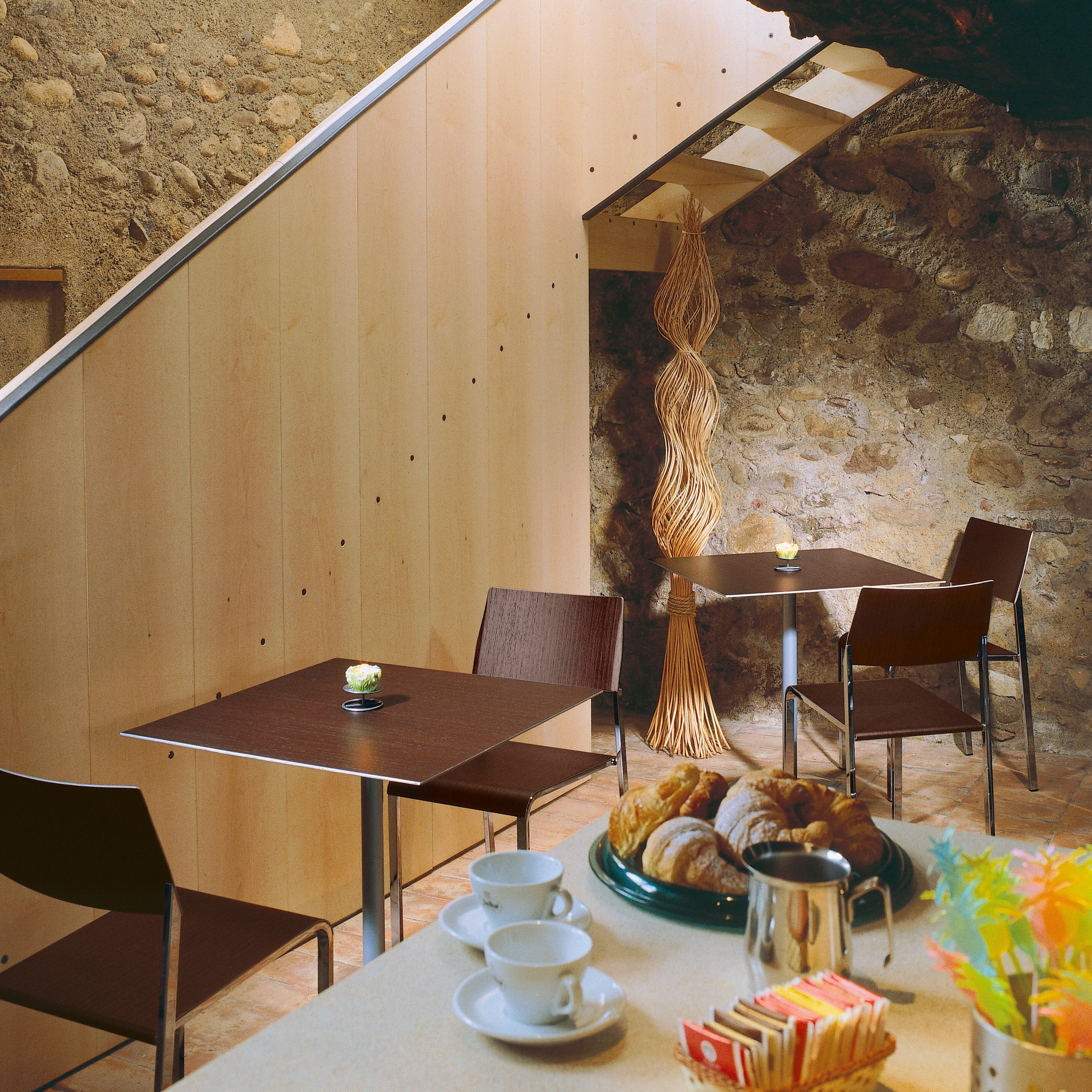 Mostrar el producto Tea Table del fabricante YDF