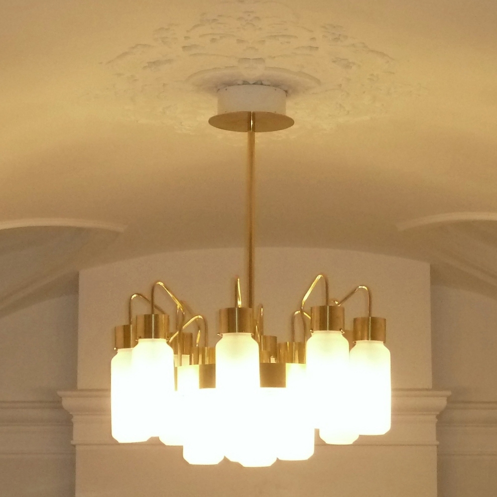 Afficher le produit Gold Bespoke Chandelier du fabricant YDF