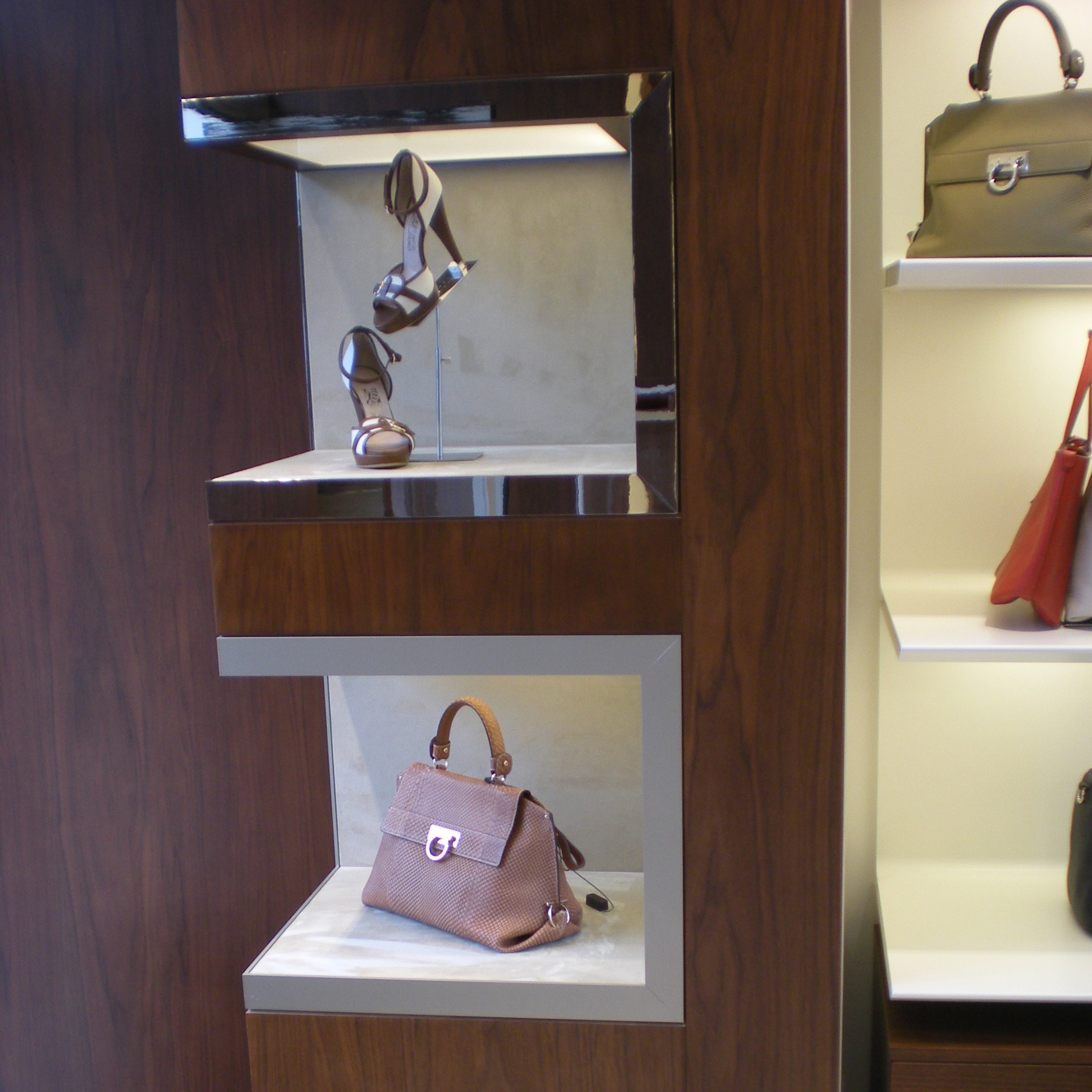 Display product Display Niches For Shop Interior from manufacturer YDF