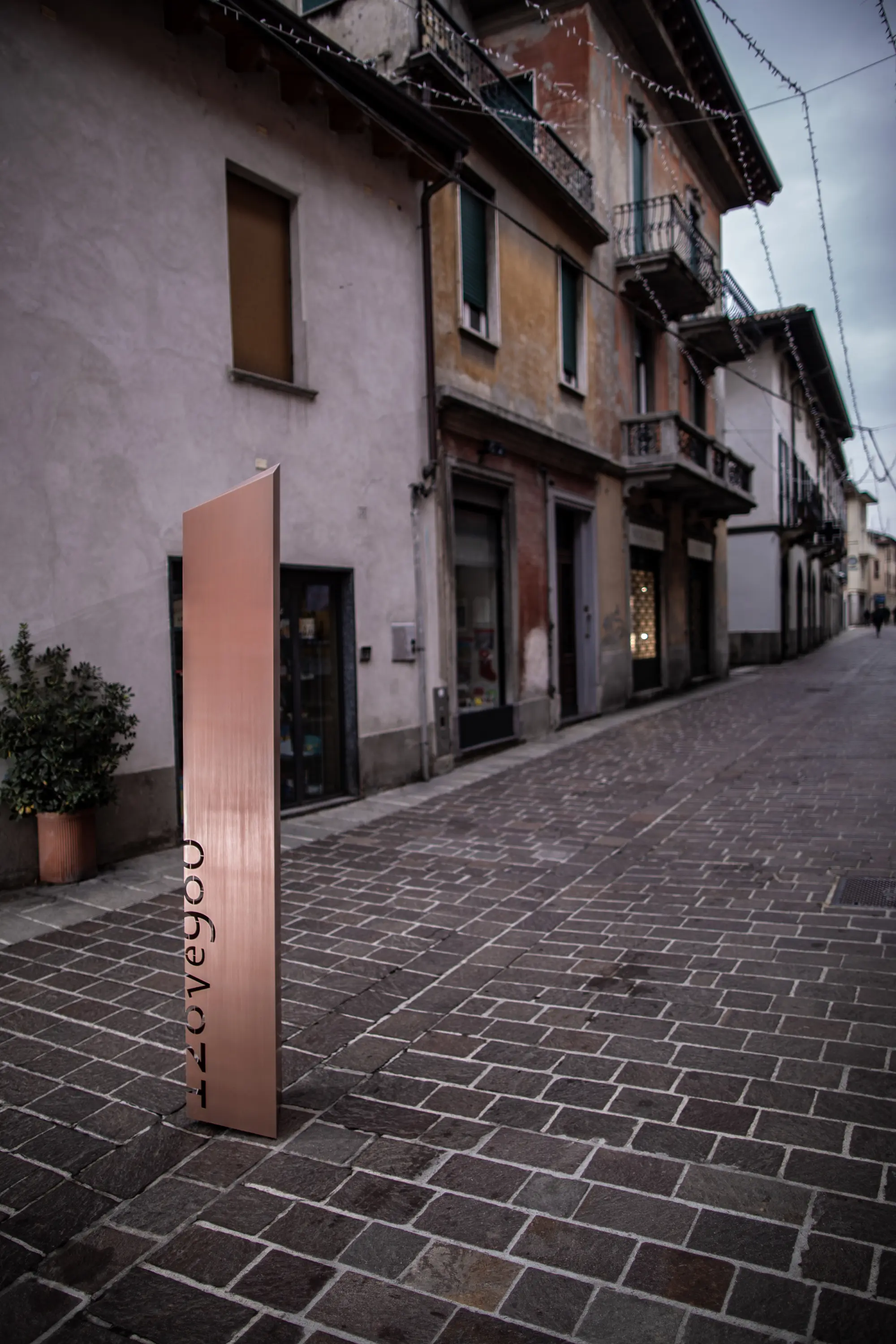 YDF - Iloveyou Monolith