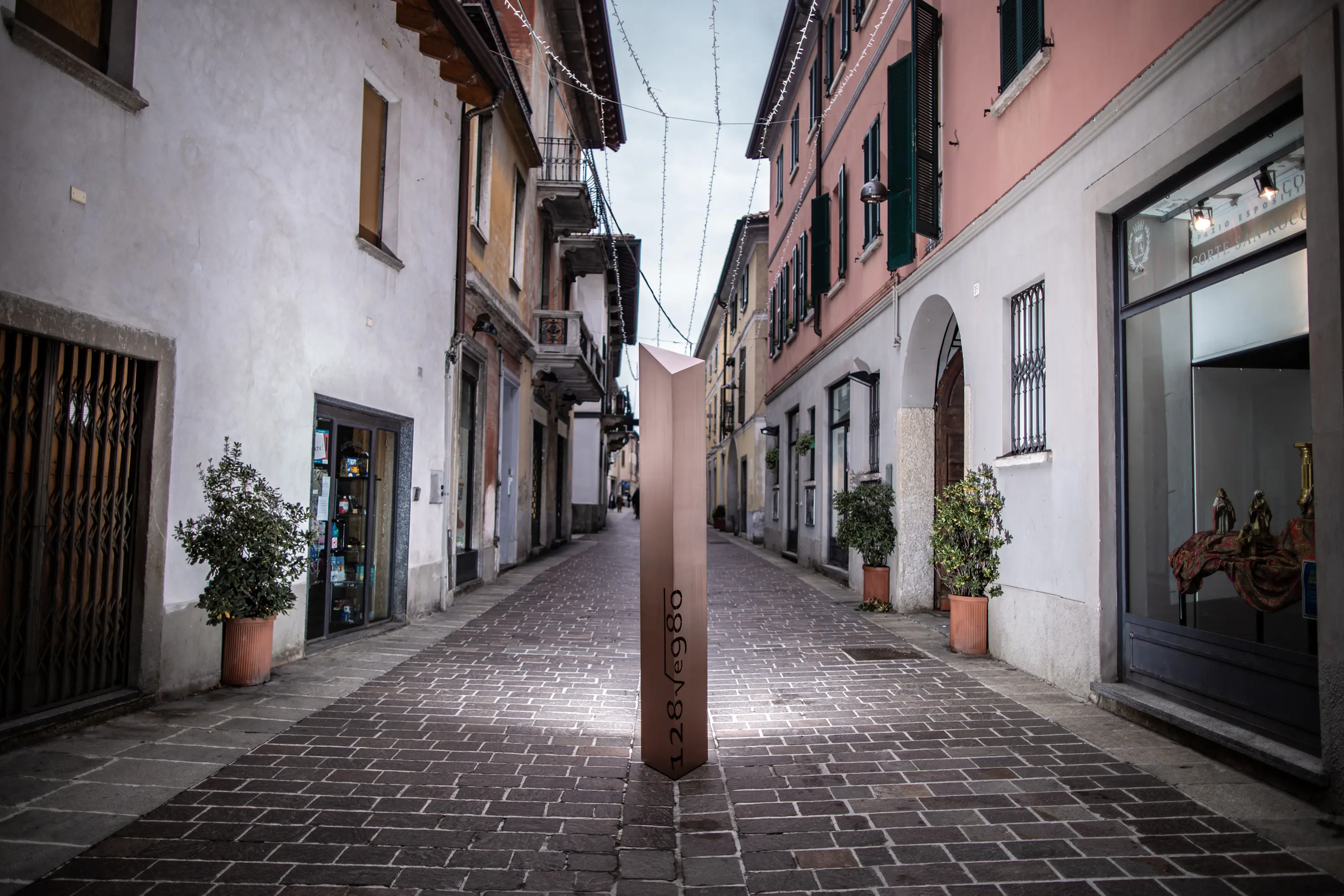 YDF - Iloveyou Monolith