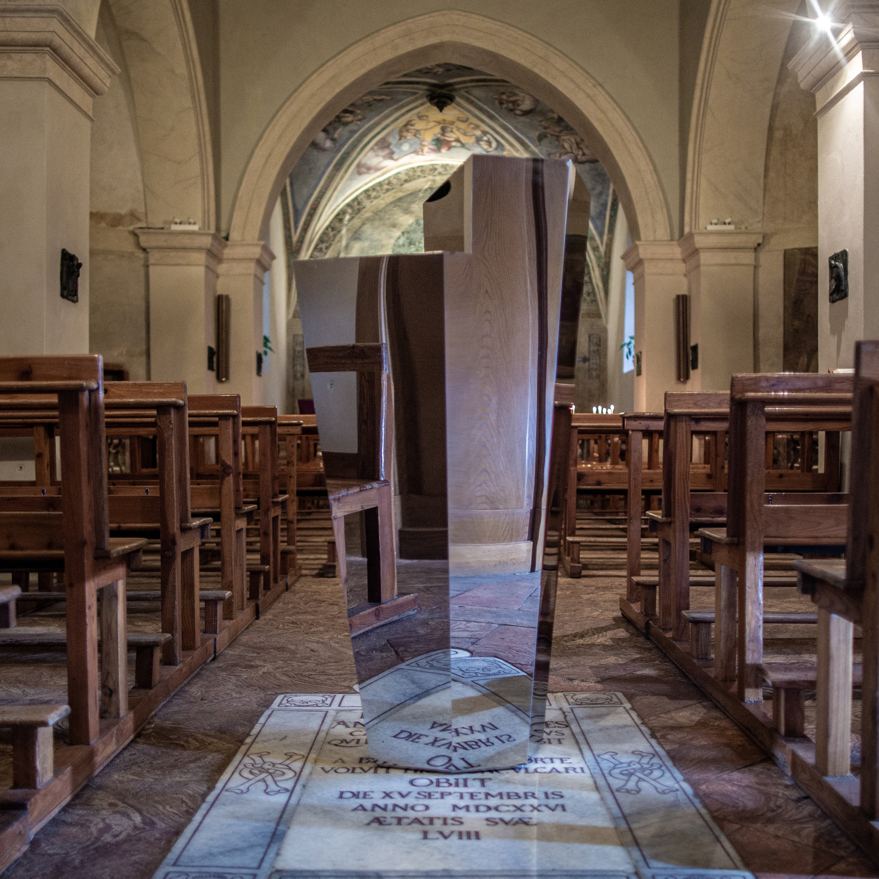 Display product Menhir from manufacturer YDF