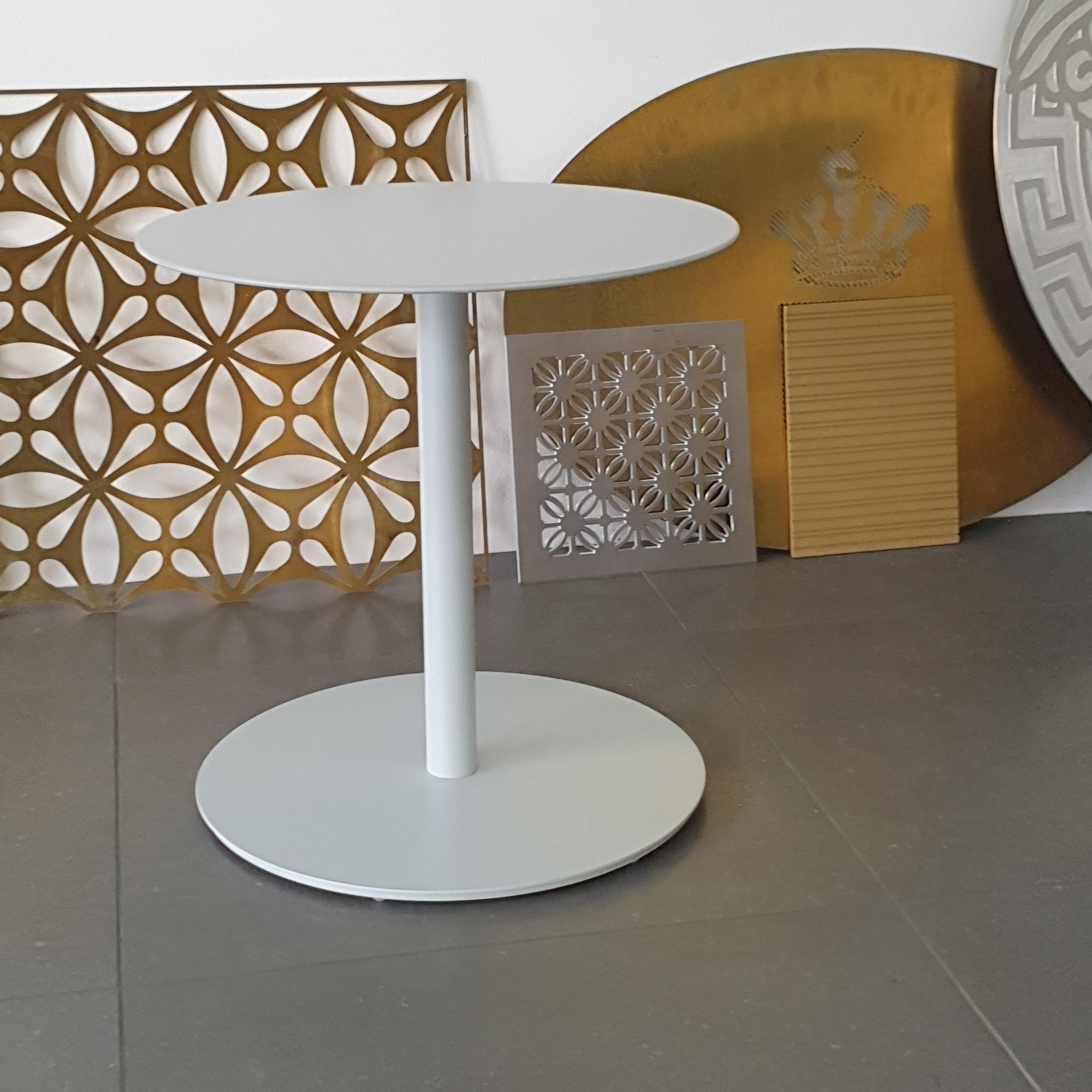 Display product Bar Table from manufacturer YDF